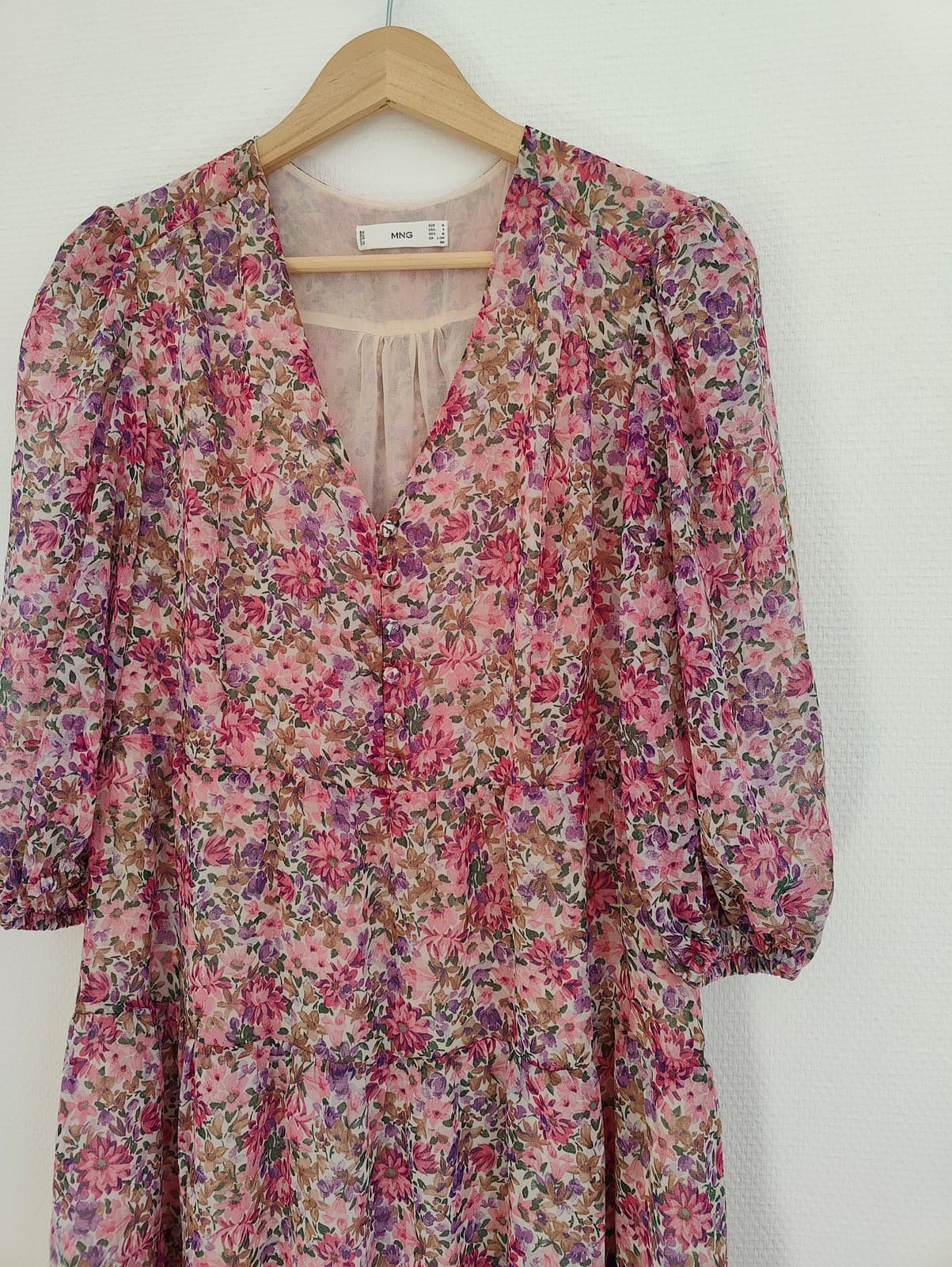 Robe courte fleurie à col V Mango – Taille M — photo 3