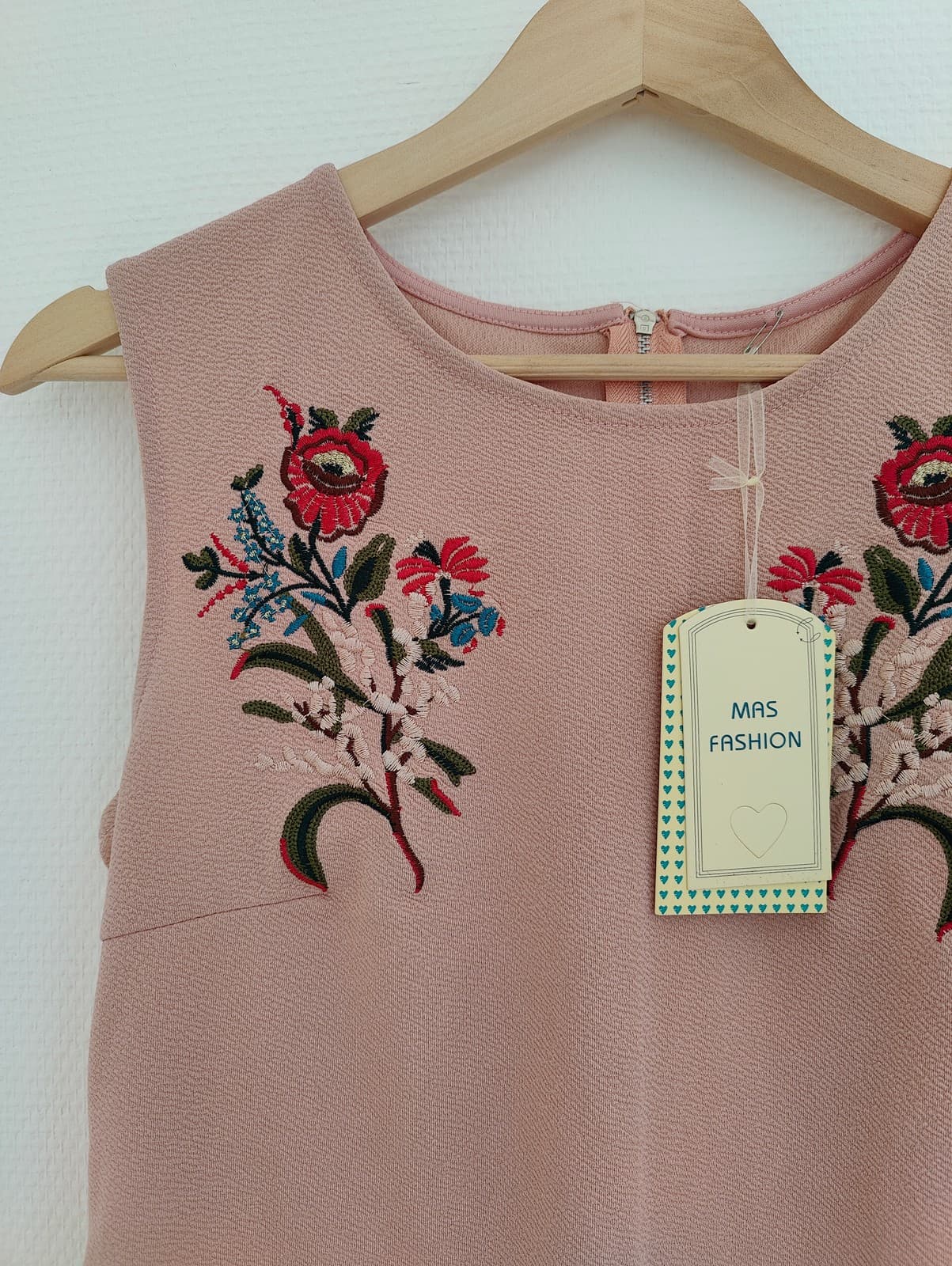Robe à broderies florales MAS Fashion — Taille 42 — photo 3