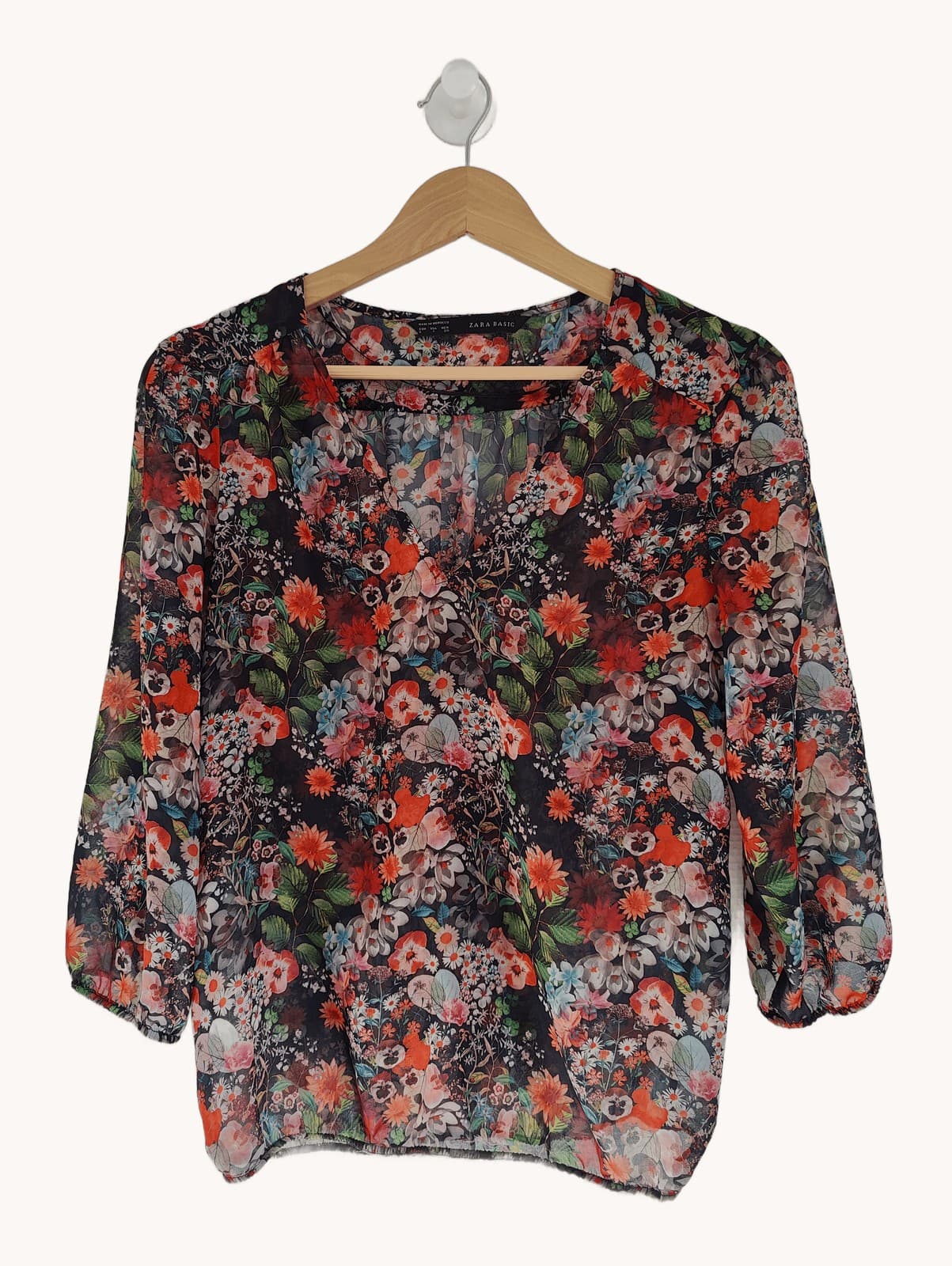 Multicolor floral V-neck blouse — Zara Basic