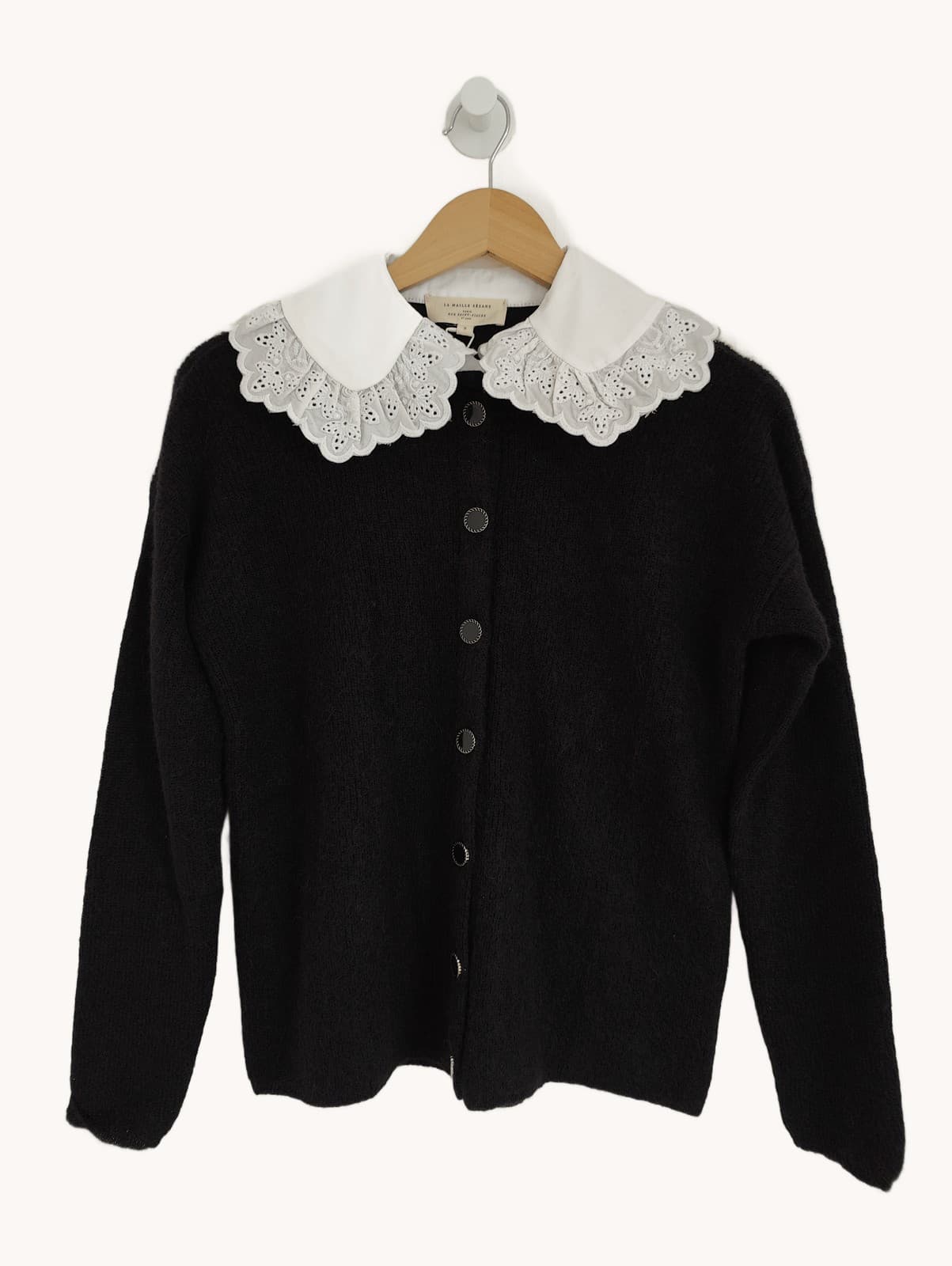 Black cardigan with Peter Pan collar in English embroidery — Sézane