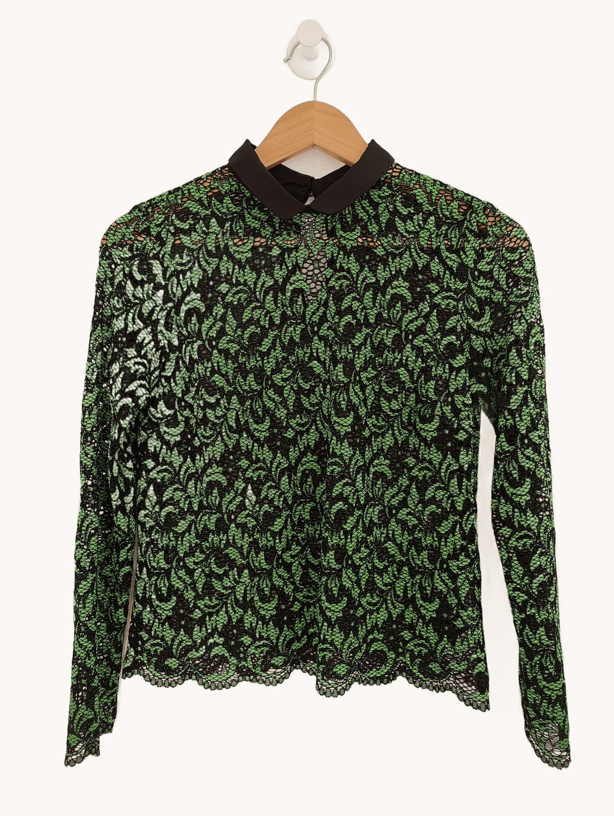 Top de renda verde e preta Zara – Tamanho S