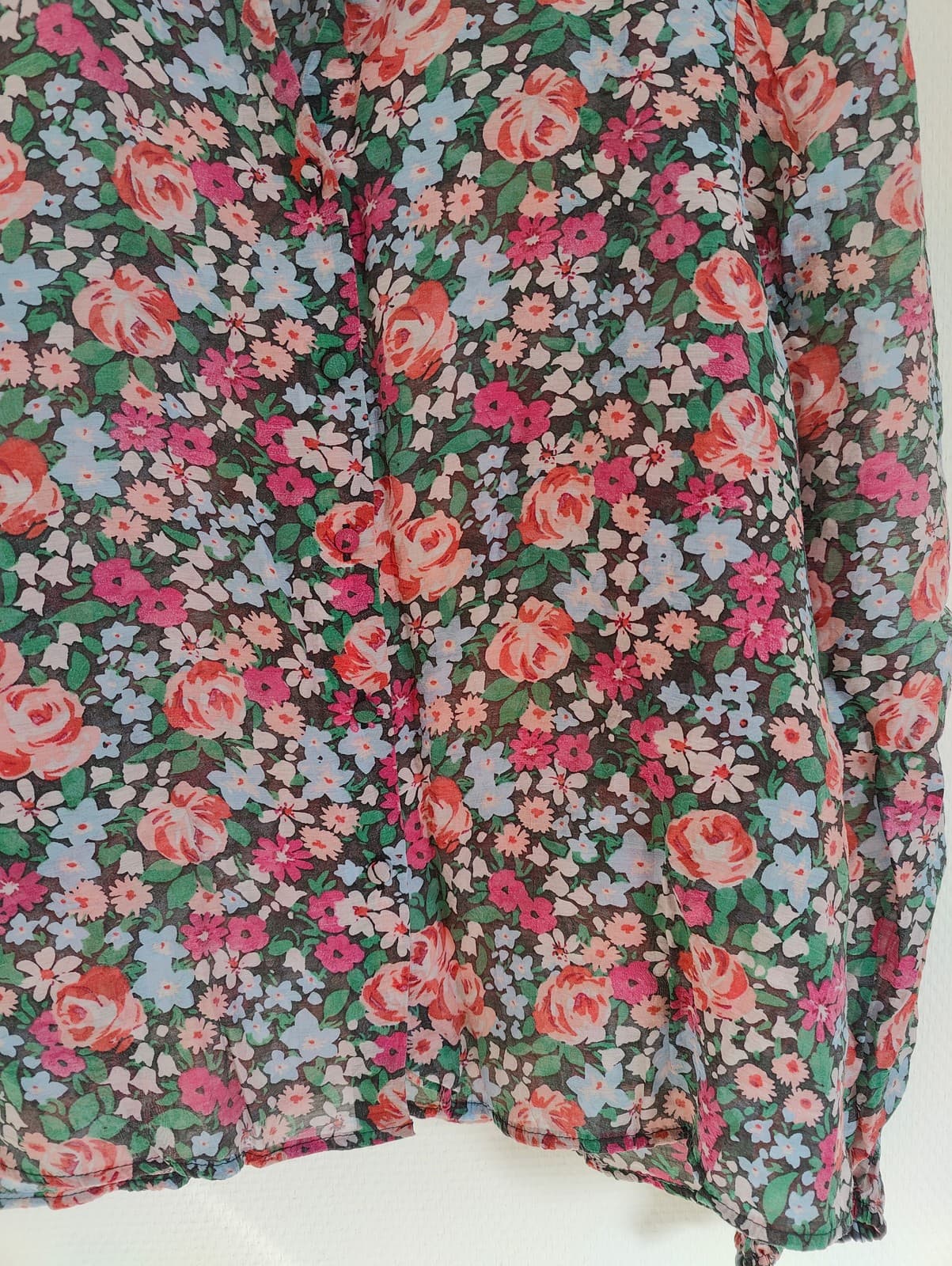 Chemisier fluide à imprimé floral – Taille M — photo 3