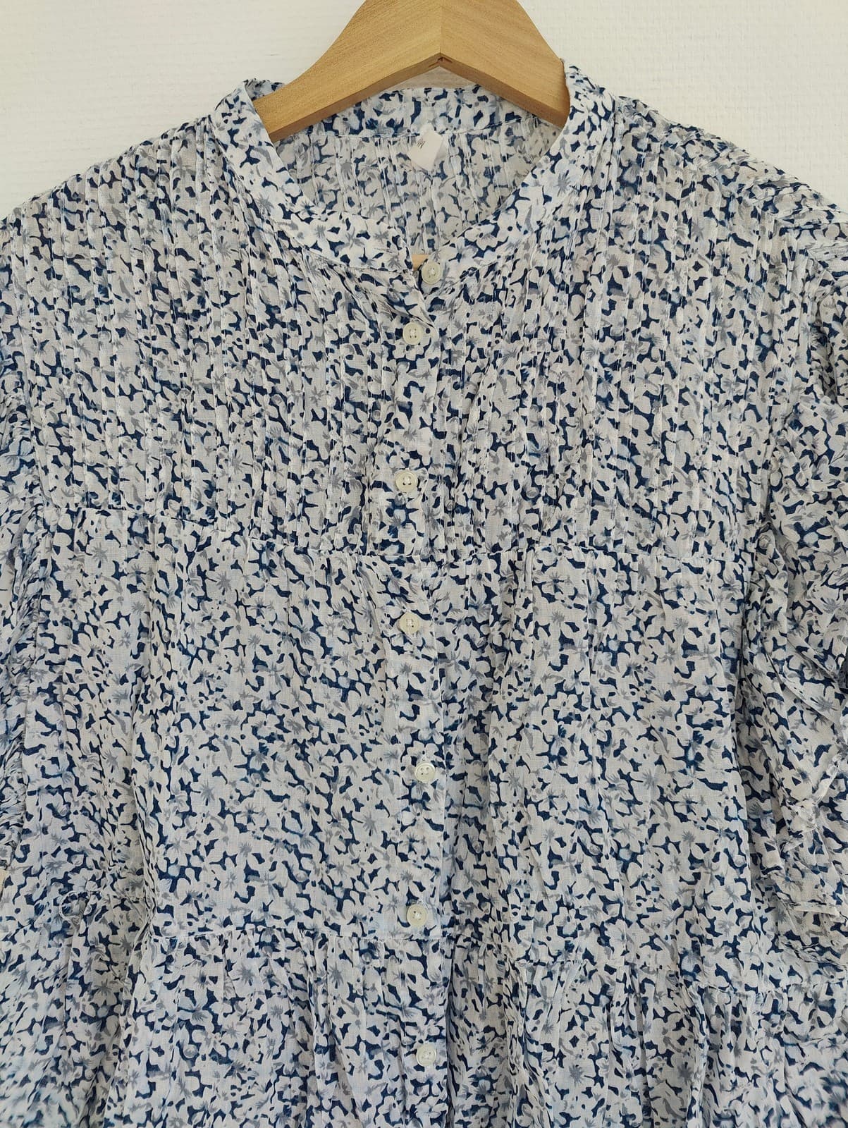 Blouse fleurie bleue Mango – Taille S — photo 2
