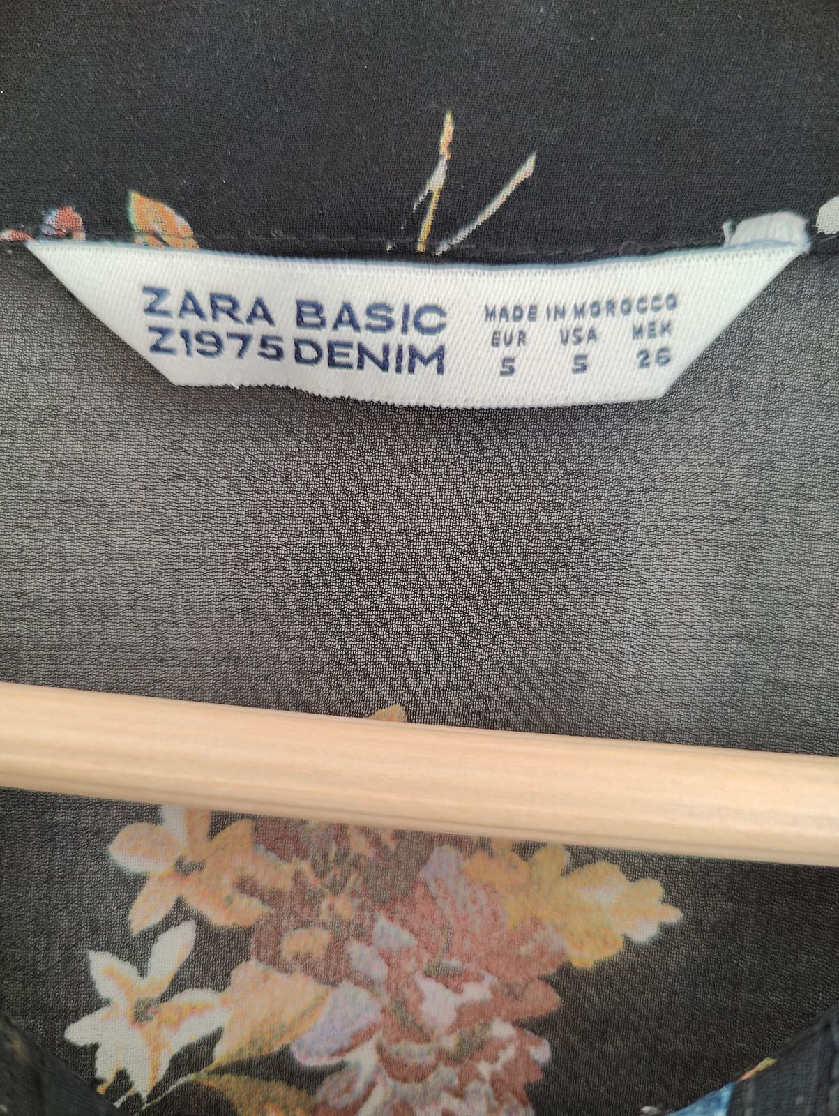 Blouse fleurie noire manches 3/4 Zara – Taille S — photo 4