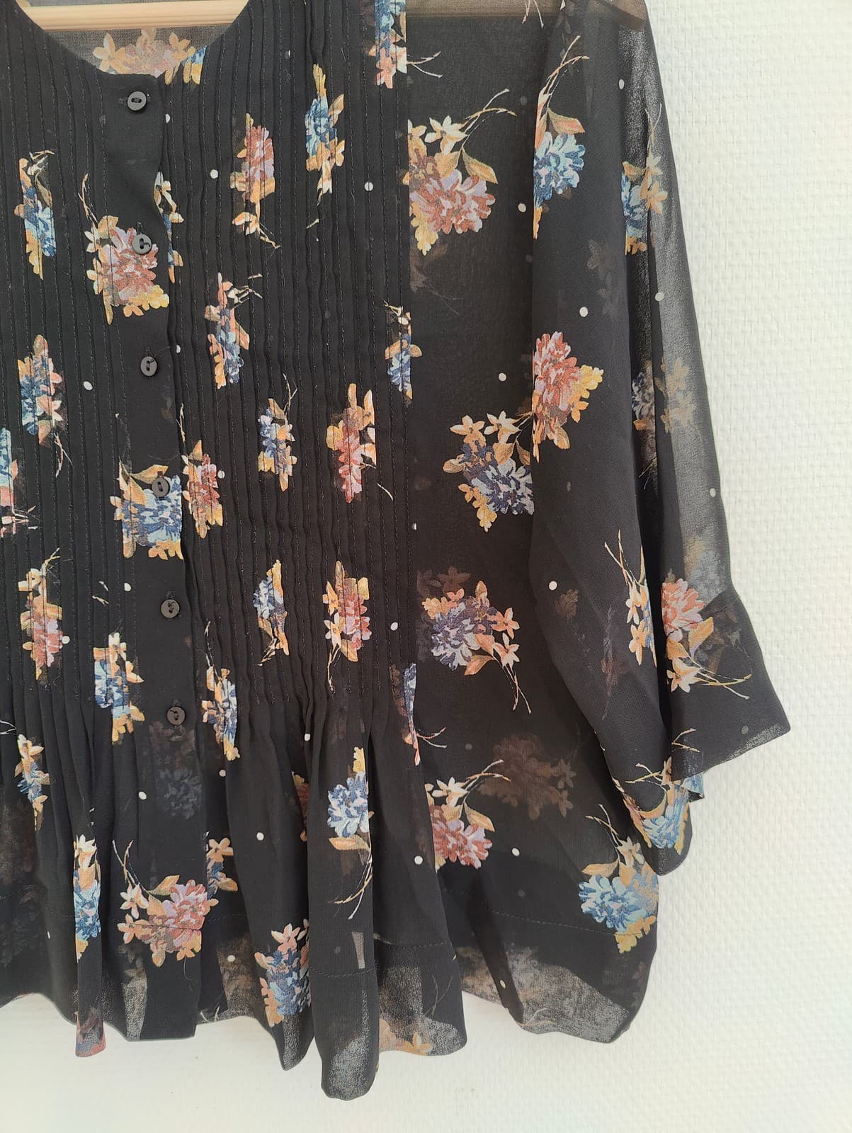 Blouse fleurie noire manches 3/4 Zara – Taille S — photo 3