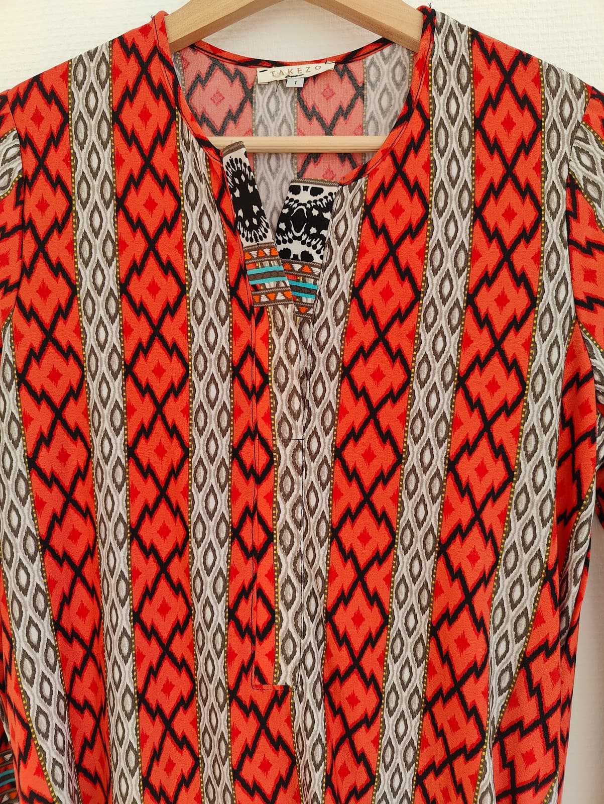 Blouse takezo rouge à motifs ethniques – Taille S — photo 2