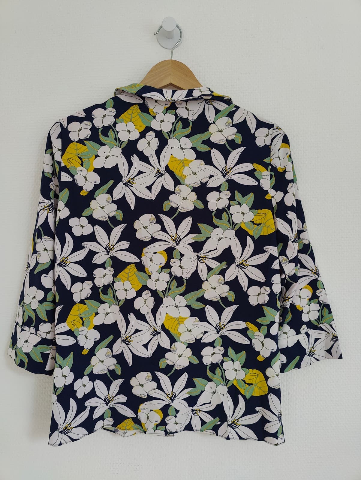 Chemisier marine fleurie Zara – Taille XS — photo 5