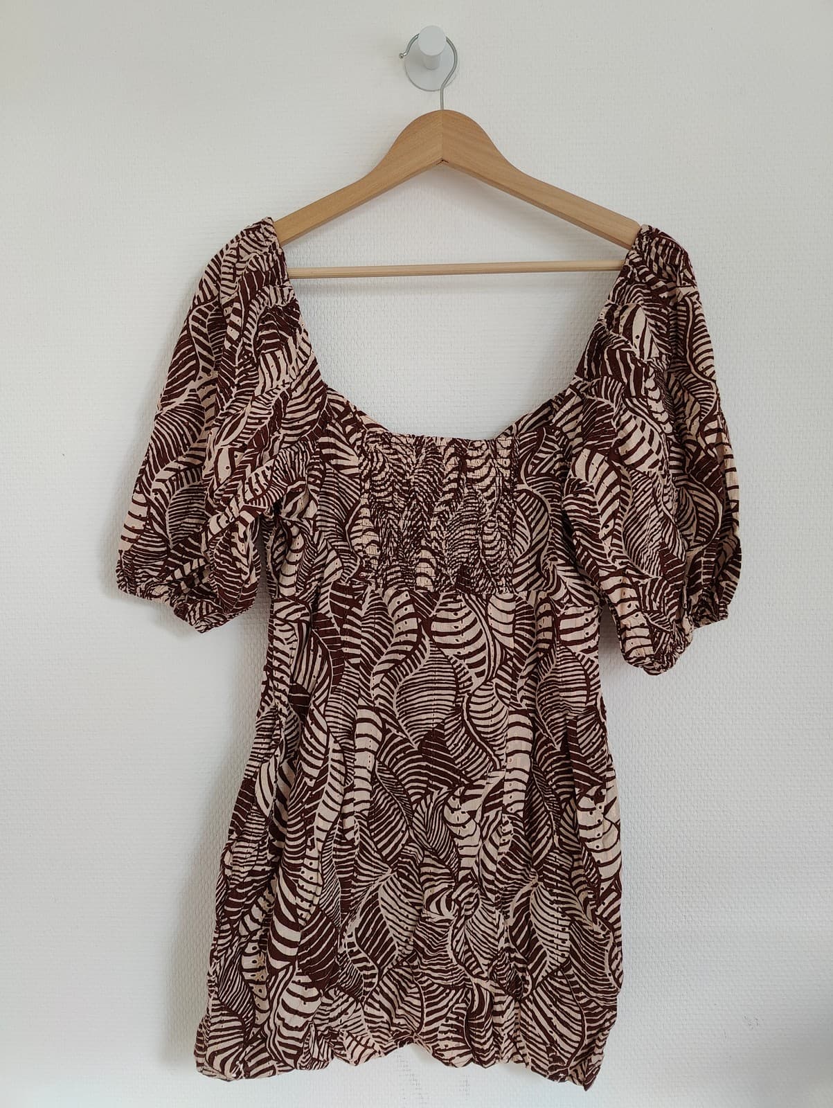 Robe courte imprimé feuillage à col bardot Mango – Taille S — photo 4