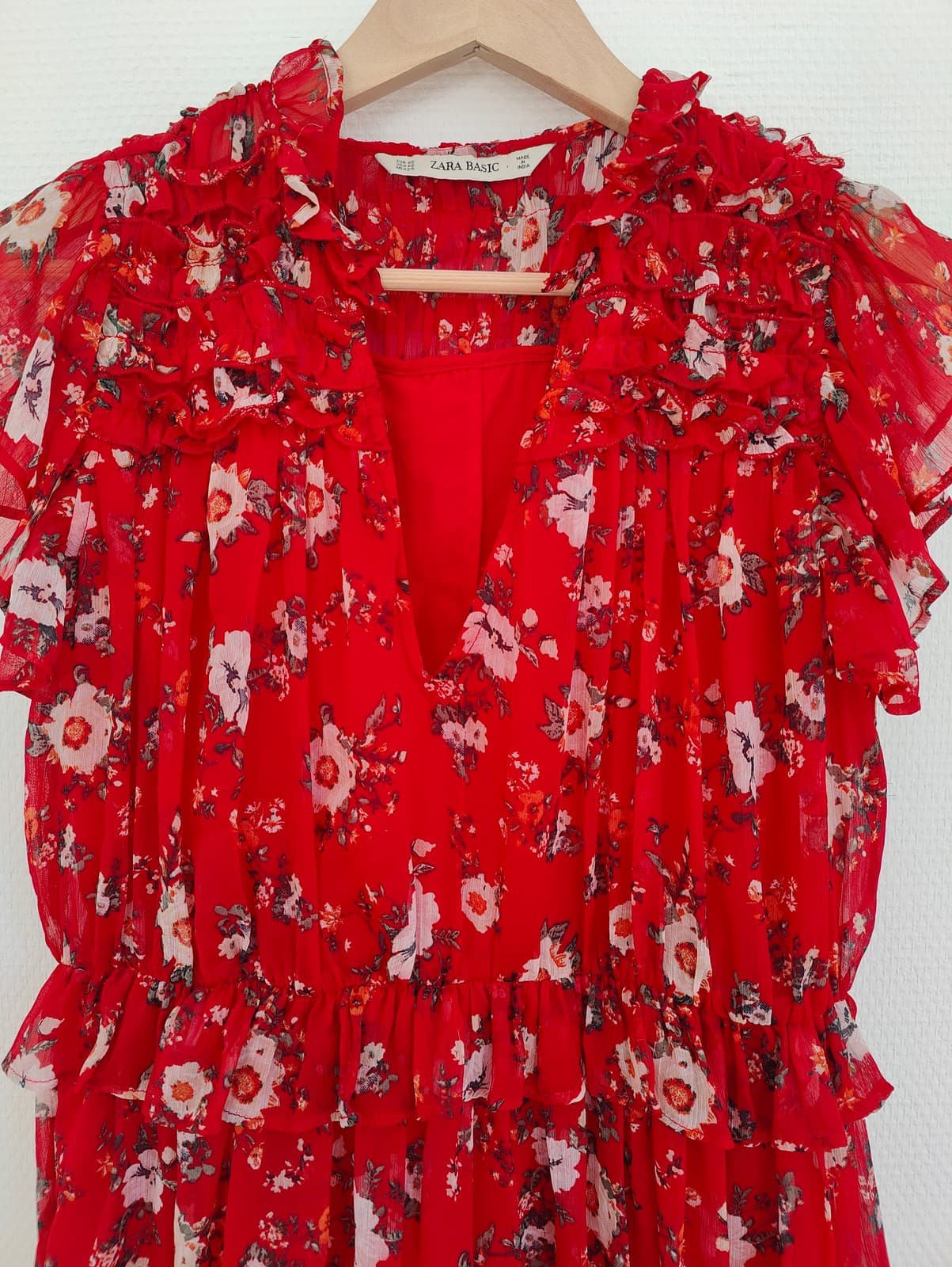Robe fleurie rouge en mousseline à volants Zara – Taille XS — photo 2