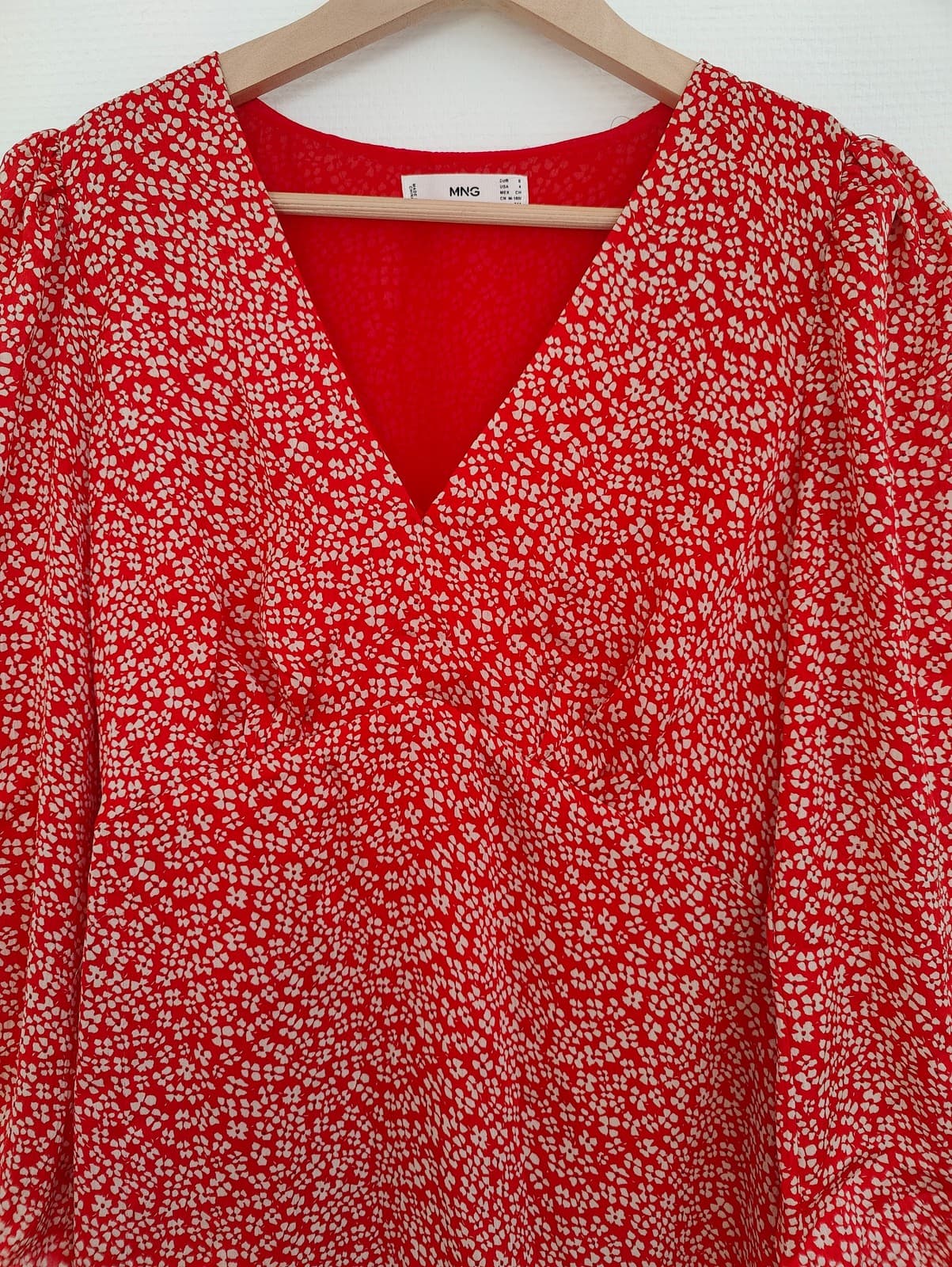 Robe courte fleurie rouge à col V Mango – Taille S — photo 2