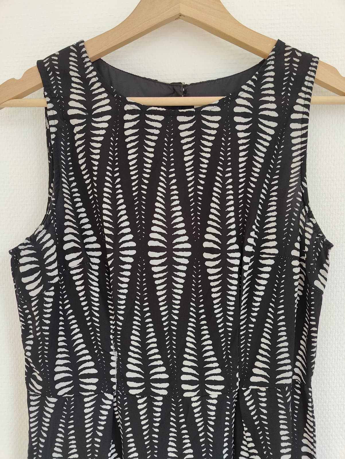 Robe sans manches à imprimé noir et blanc Molly & Bracken – Taille S — photo 2