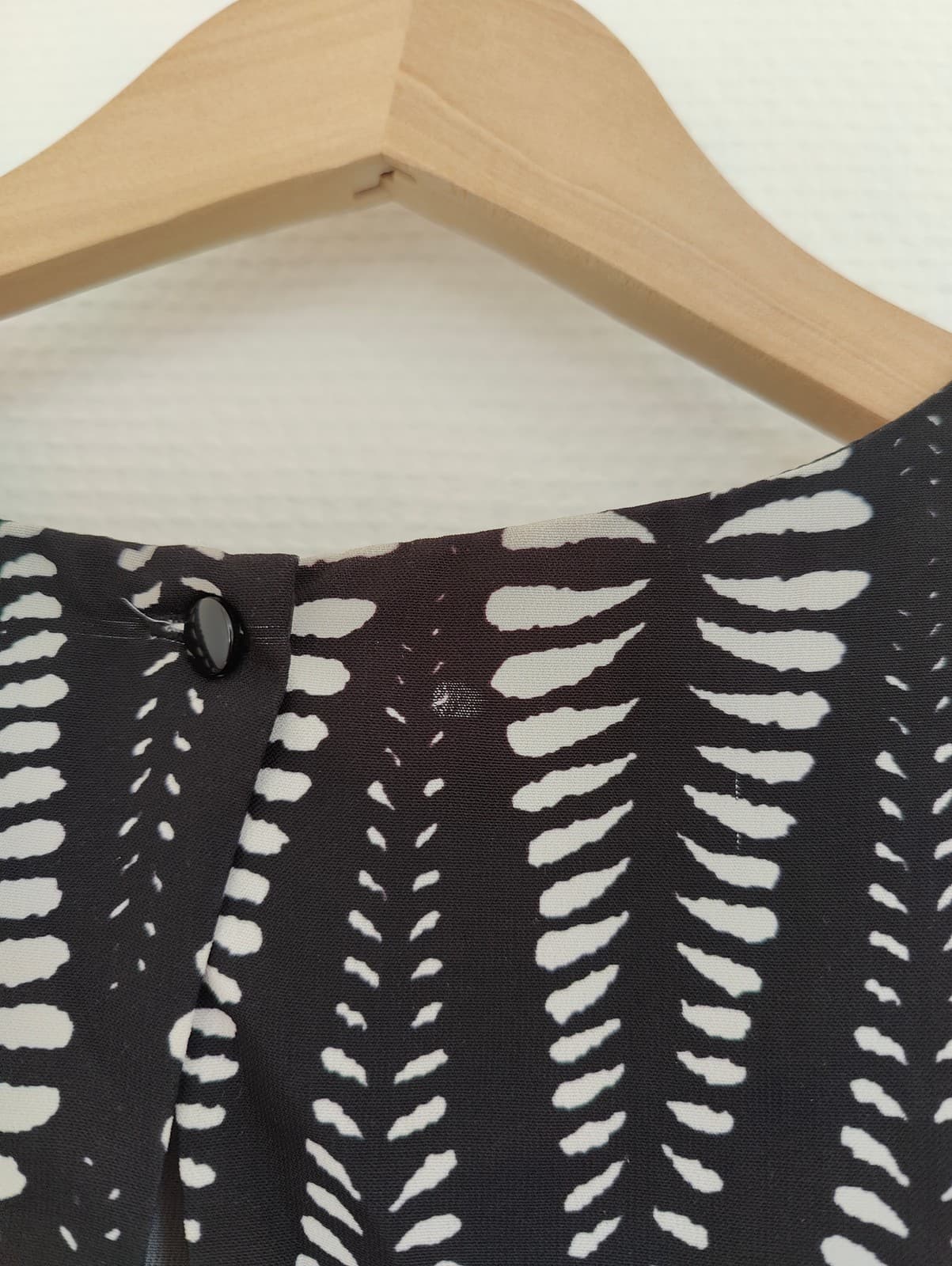 Robe sans manches à imprimé noir et blanc Molly & Bracken – Taille S — photo 4