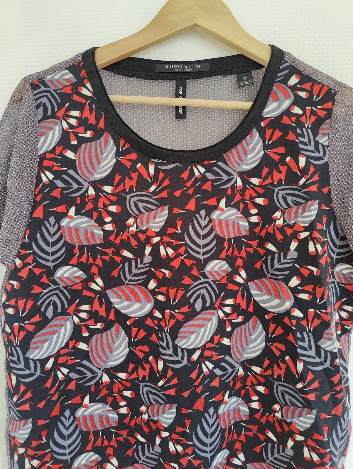 Top imprimé feuillage à manches résille Maison Scotch – Taille 1 — photo 2