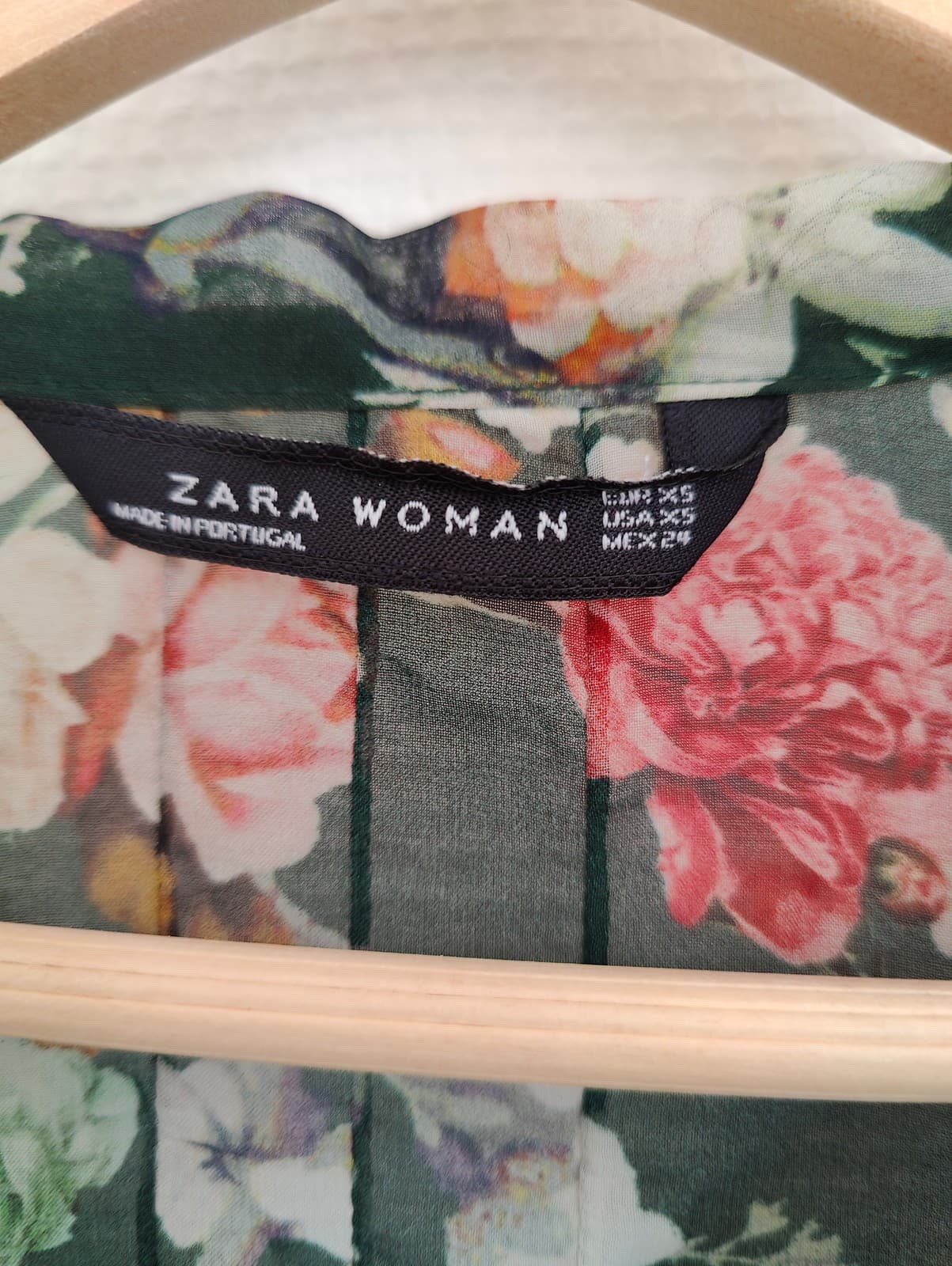 Blouse fleurie vert foncé en mousseline Zara – Taille XS — photo 4