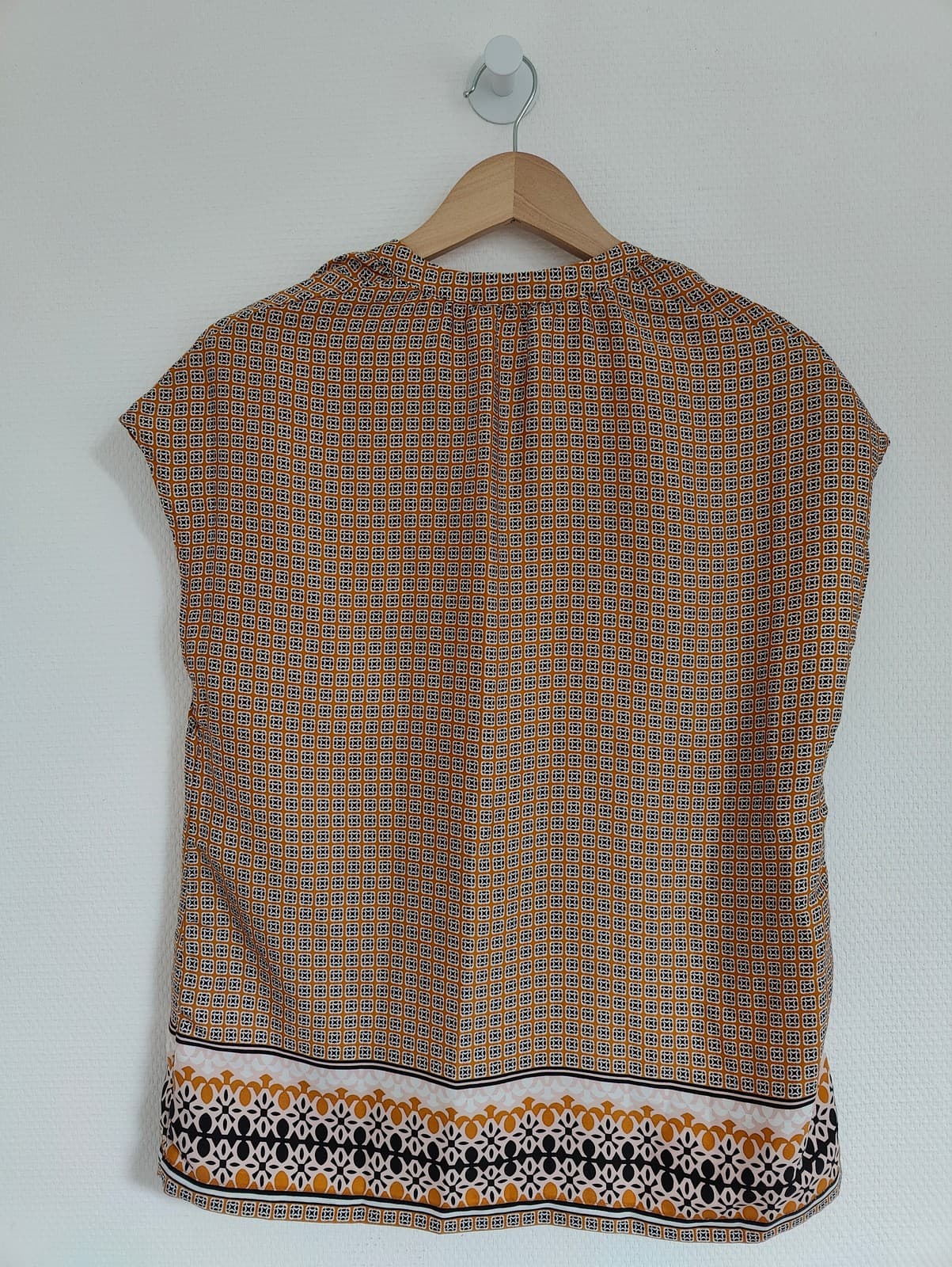 Blouse Laura Clément à imprimé graphique – Taille 38 — photo 4