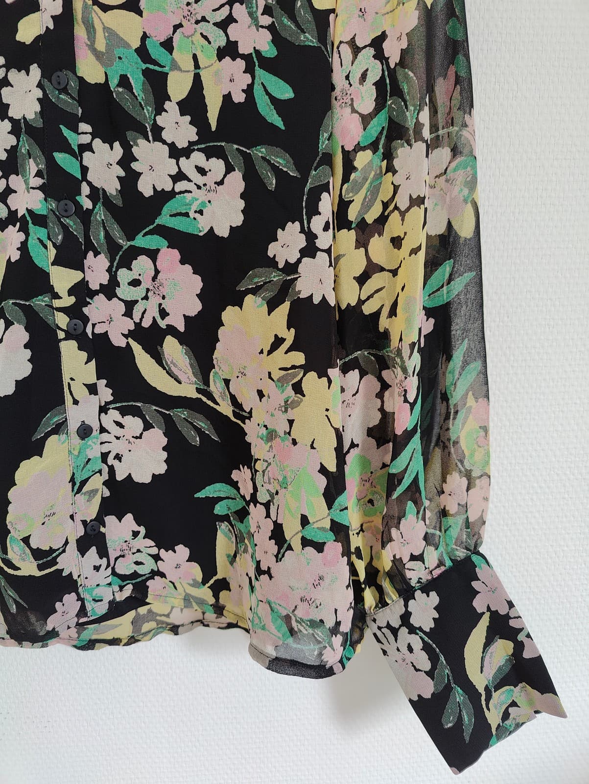 Blouse fleurie noire en mousseline Vero Moda – Taille M — photo 3