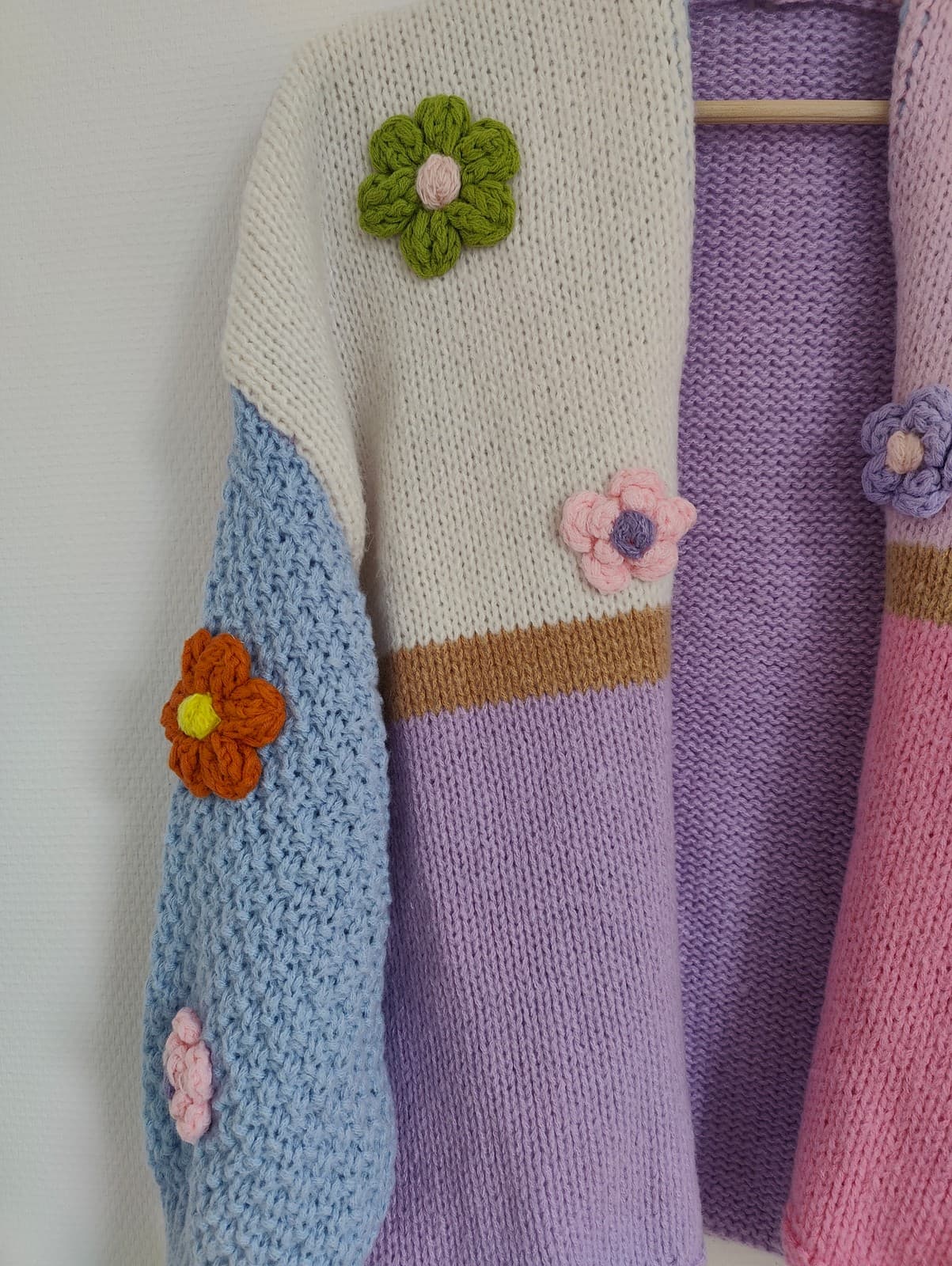 Cardigan colorblock pastel à fleurs au crochet Cider – Taille L — photo 4