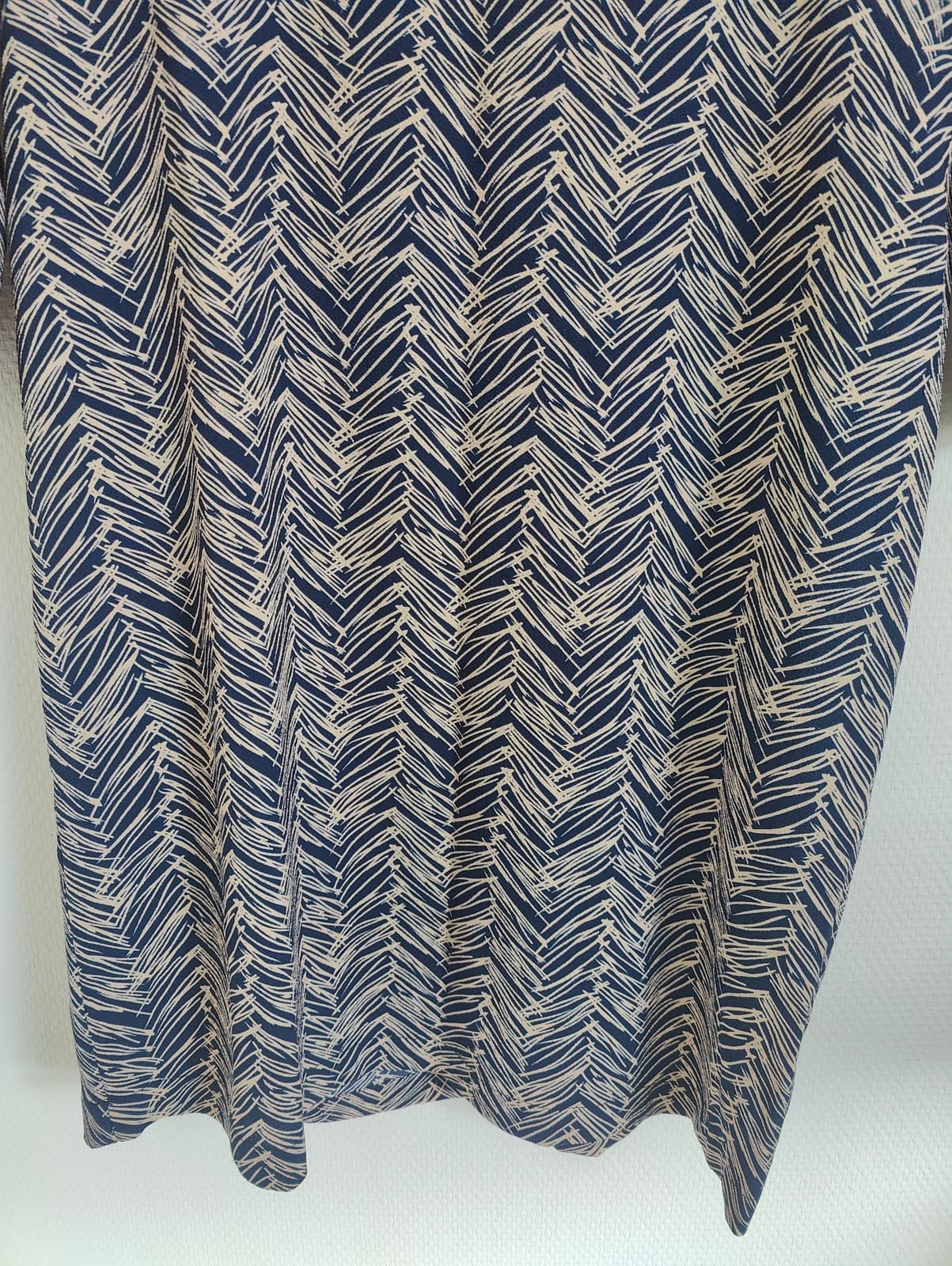 Robe imprimé chevrons marine et beige Suncoo – Taille 2 — photo 3