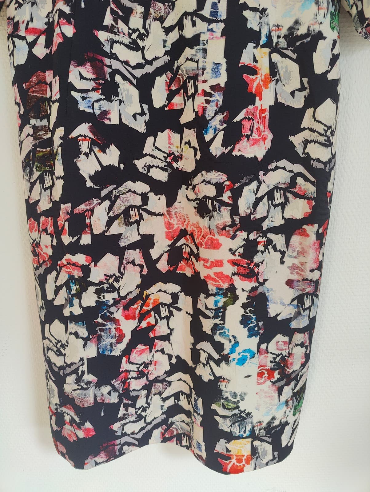 Robe à imprimé floral abstrait Tara Jarmon – Taille 42 — photo 3