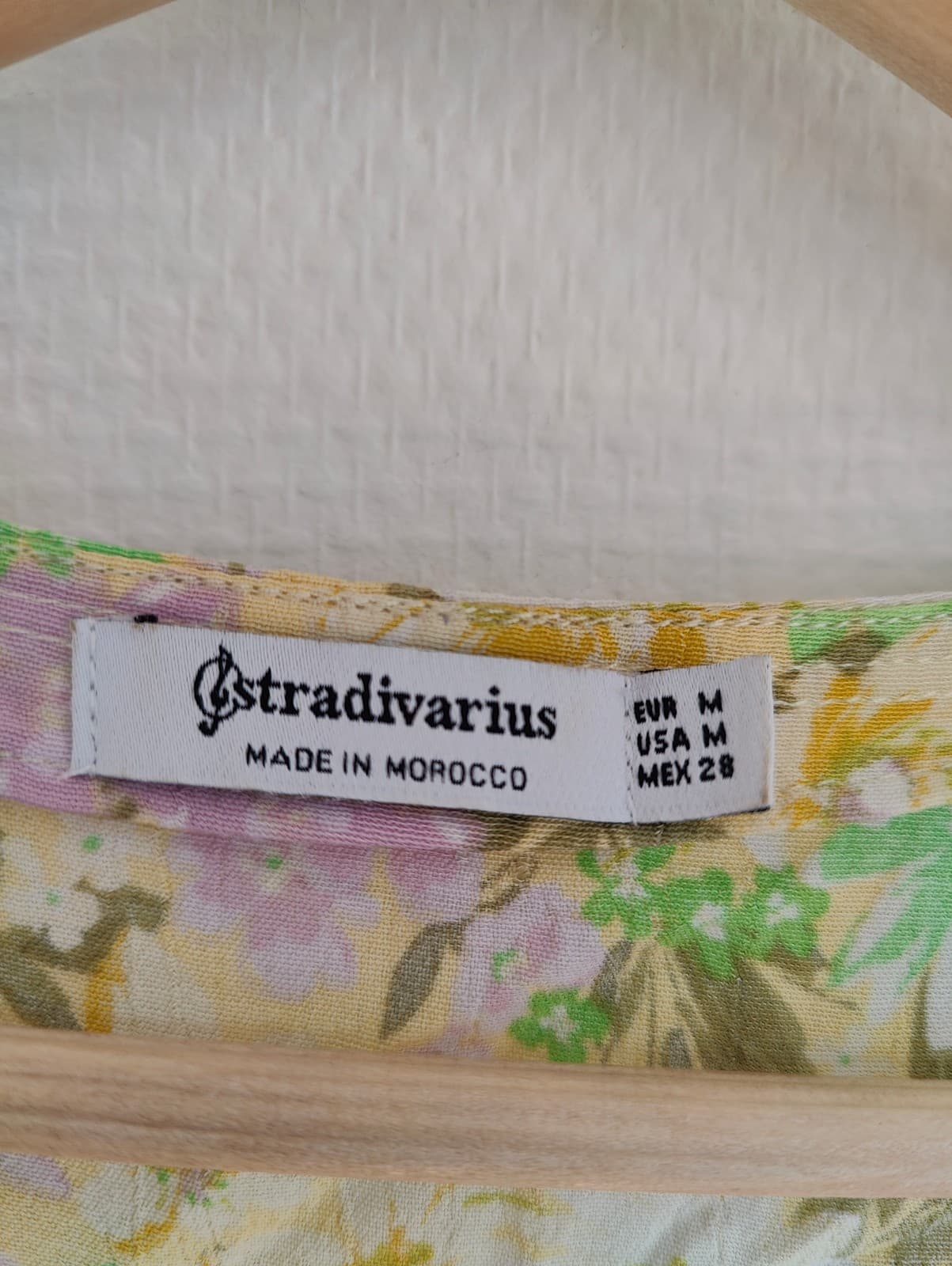 Robe courte Stradivarius à imprimé floral – Taille M — photo 4