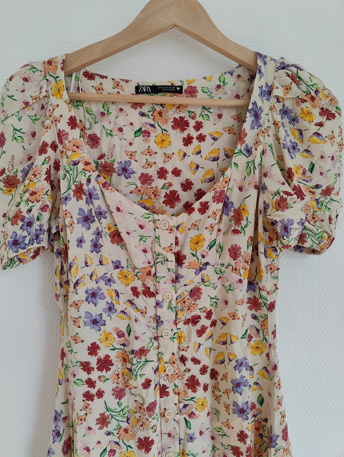 Robe courte fleurie à manches bouffantes Zara – Taille S — photo 2