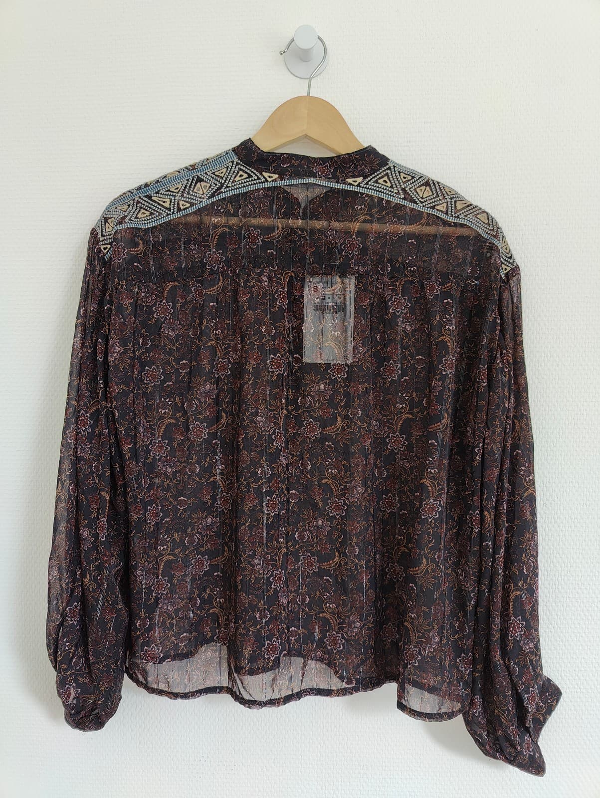 Blouse paisley marron à épaules brodées Zara – Taille S — photo 4