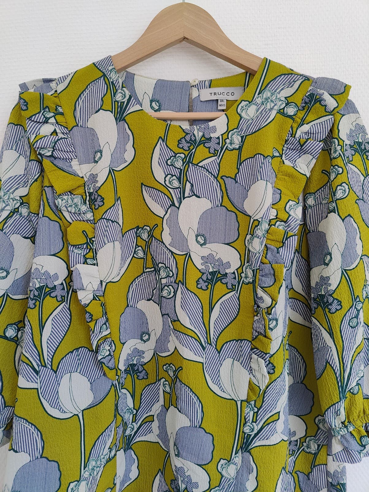 Blouse moutarde à grandes fleurs et volants Trucco – Taille L — photo 2