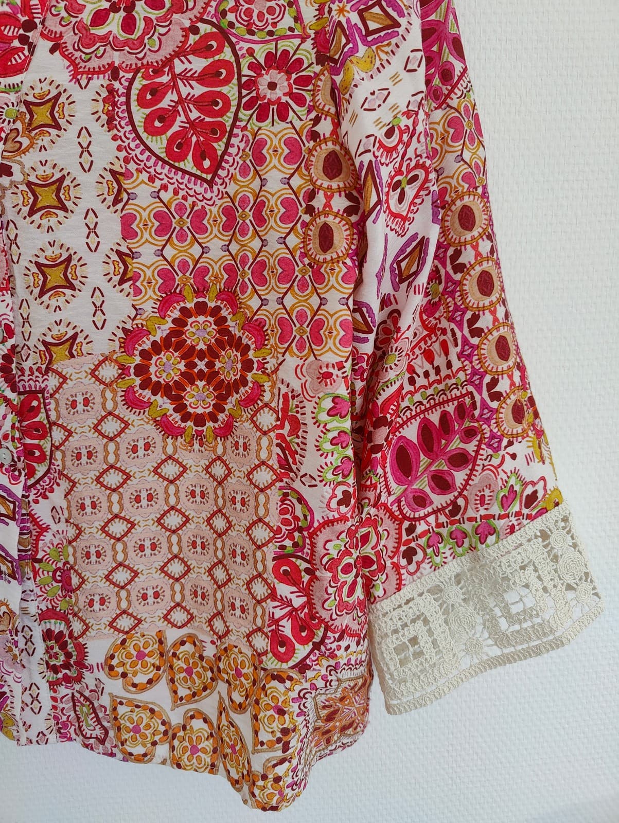 Blouse patchwork rose à poignets en crochet Zara – Taille S — photo 3