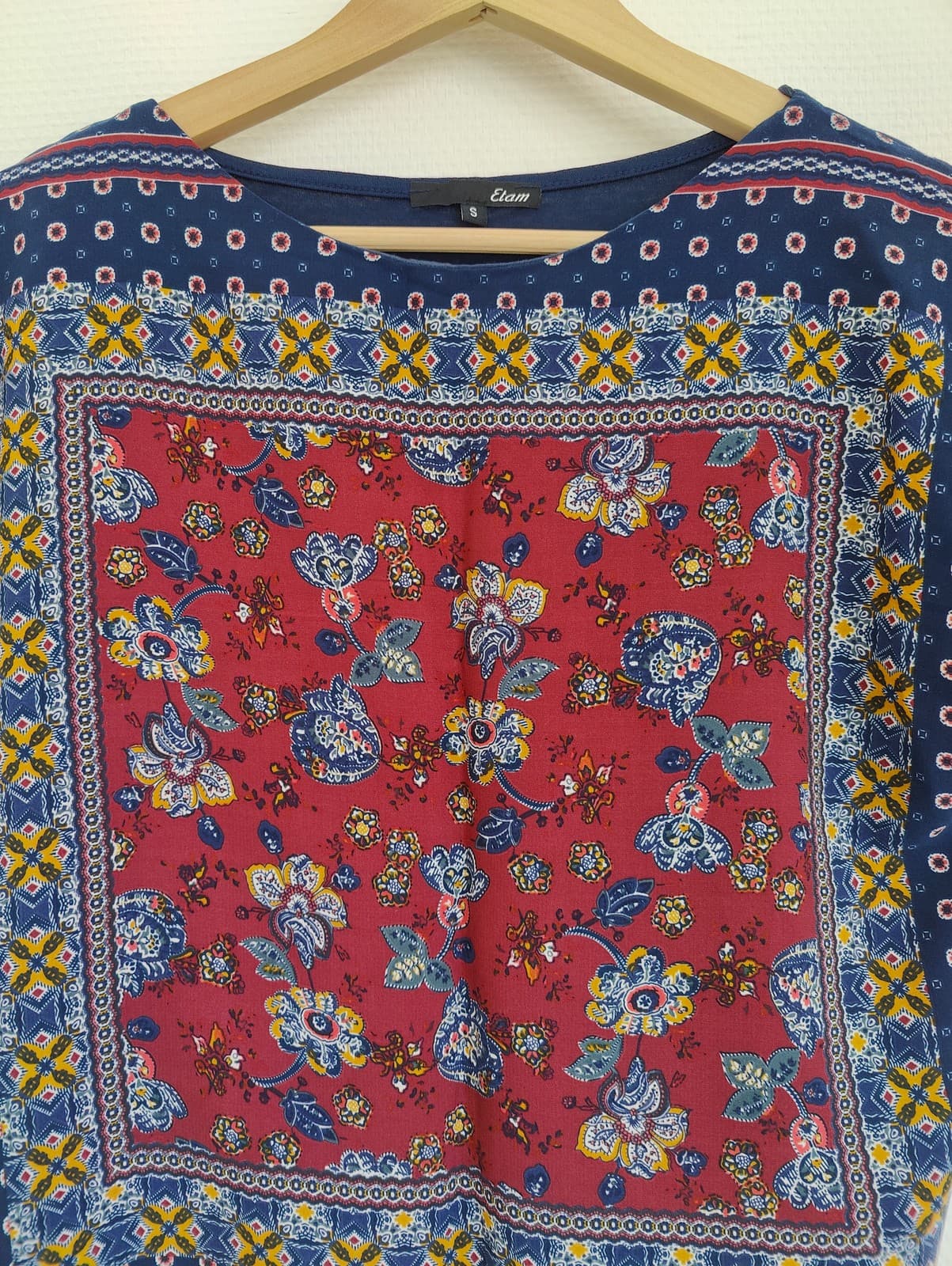 Top bandana imprimé bleu marine et rouge Etam – Taille S — photo 2
