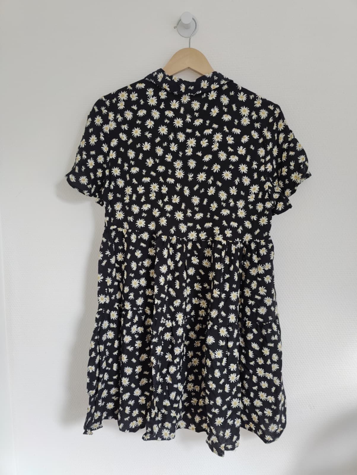 Robe Zara imprimé marguerites – Taille S — photo 5