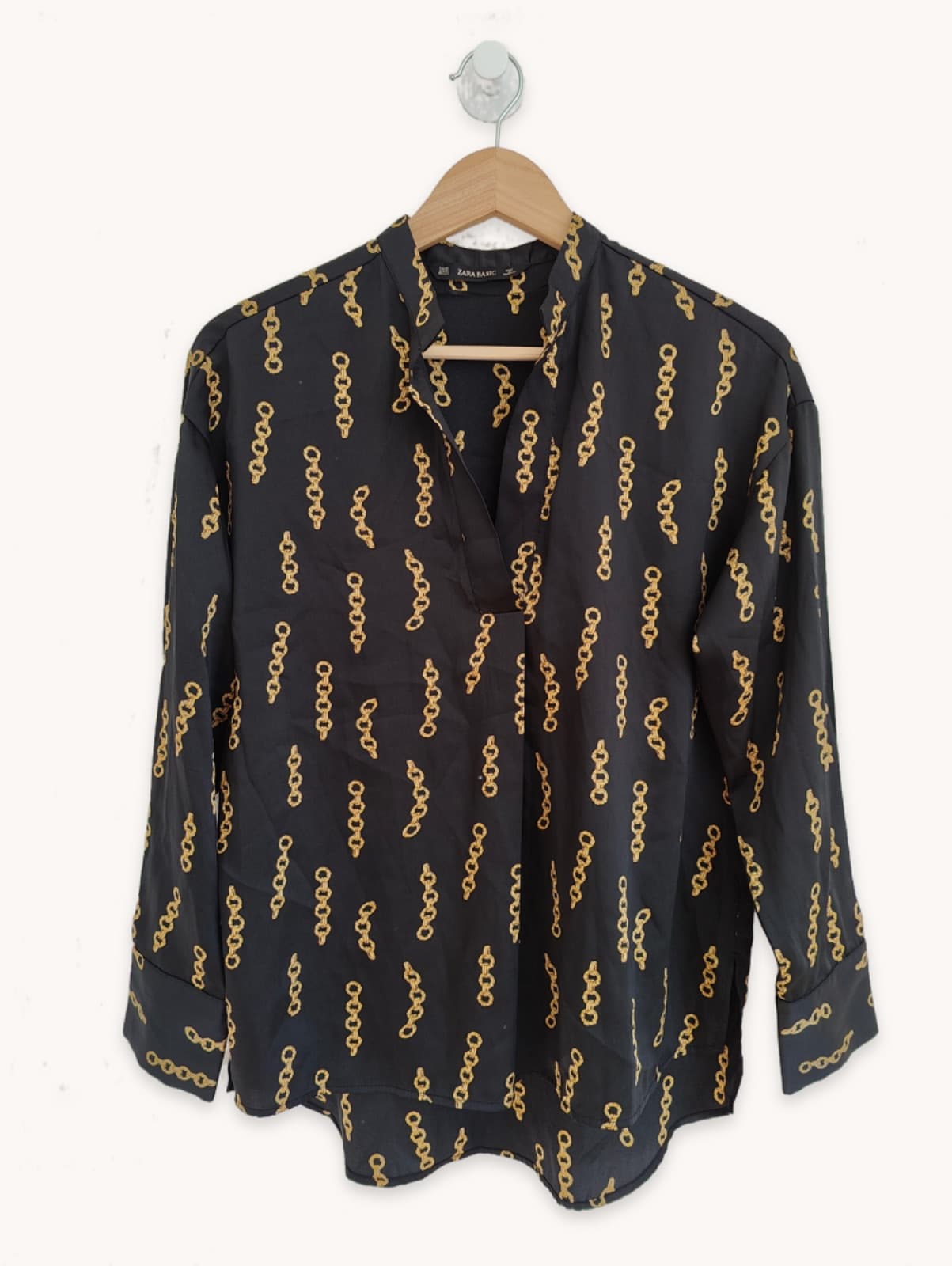 Blouse Zara à imprimé chaînes dorées – Taille XS — photo 1