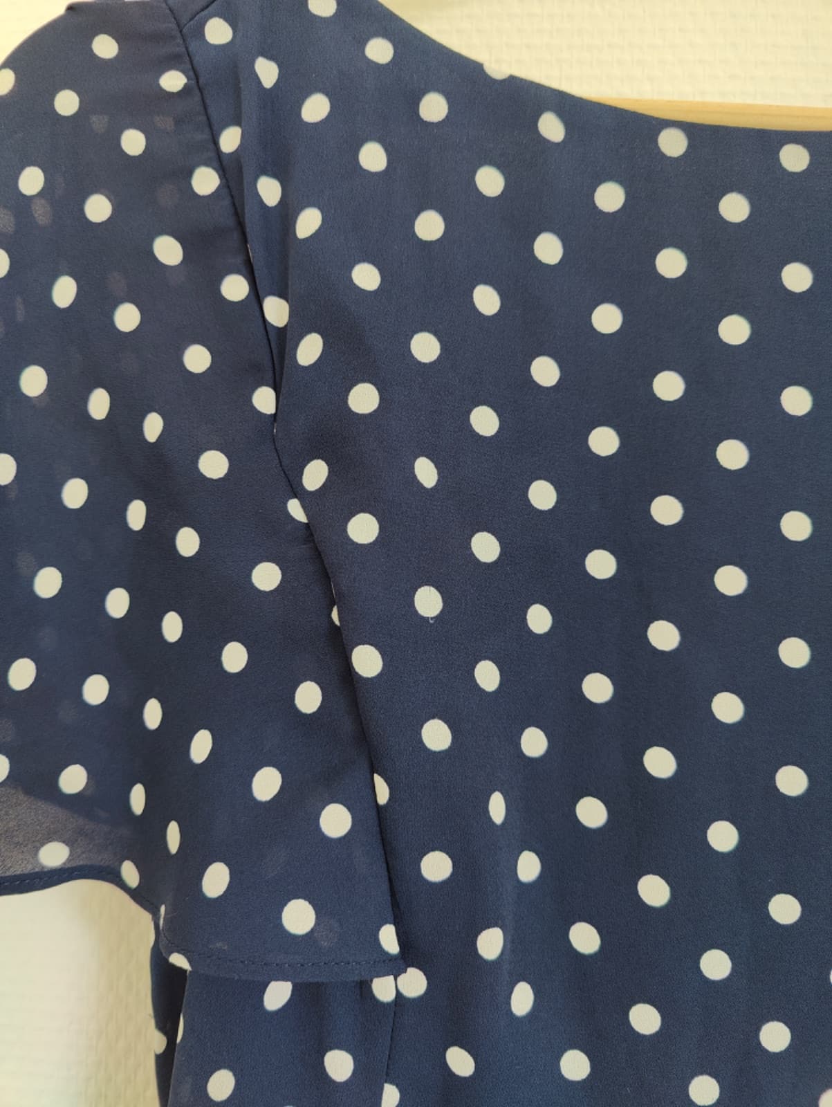 Robe fluide bleu marine à pois blancs Zara – Taille XS — photo 2