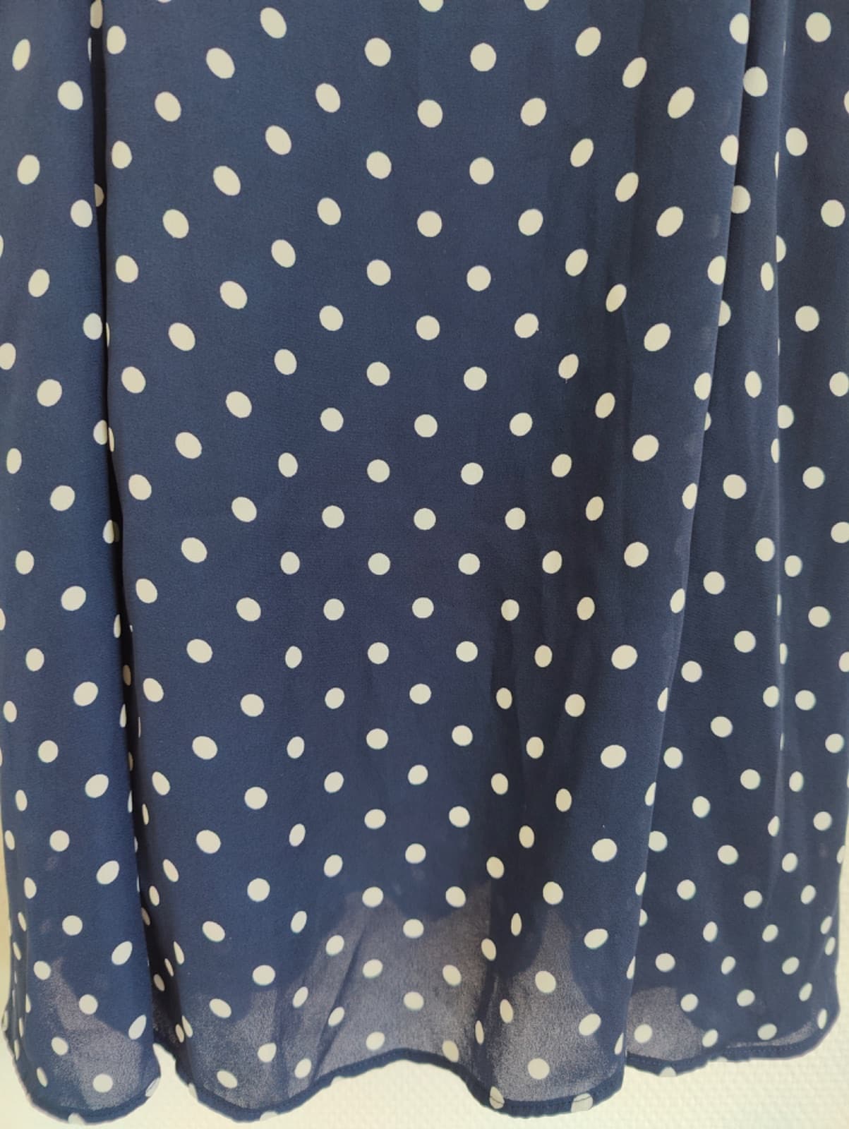 Robe fluide bleu marine à pois blancs Zara – Taille XS — photo 3