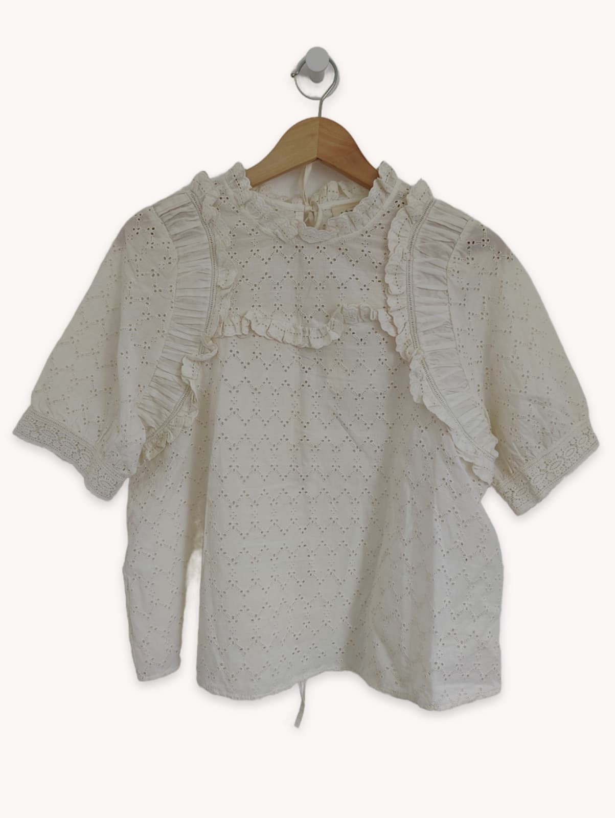 Blouse en broderie anglaise écrue à col volanté Sézane – Taille S — photo 1