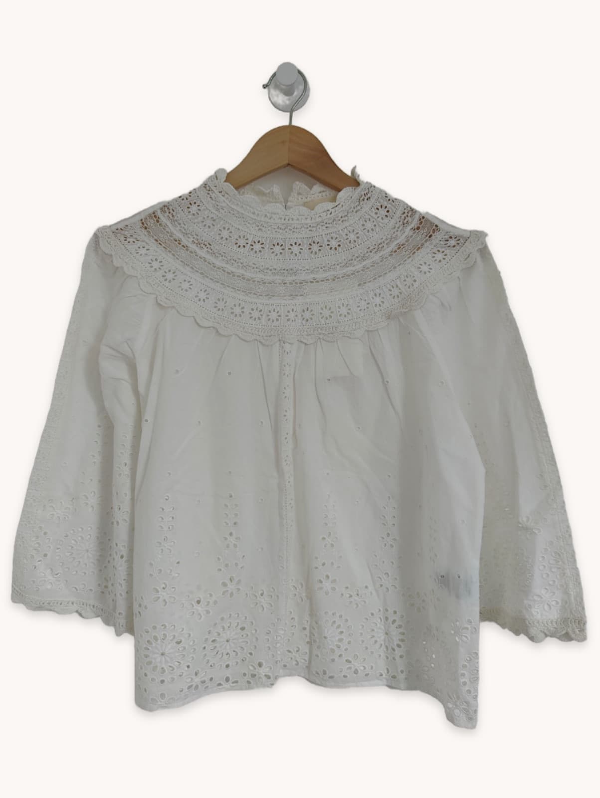 Blouse blanche en broderie anglaise Sézane – Taille 34 — photo 1