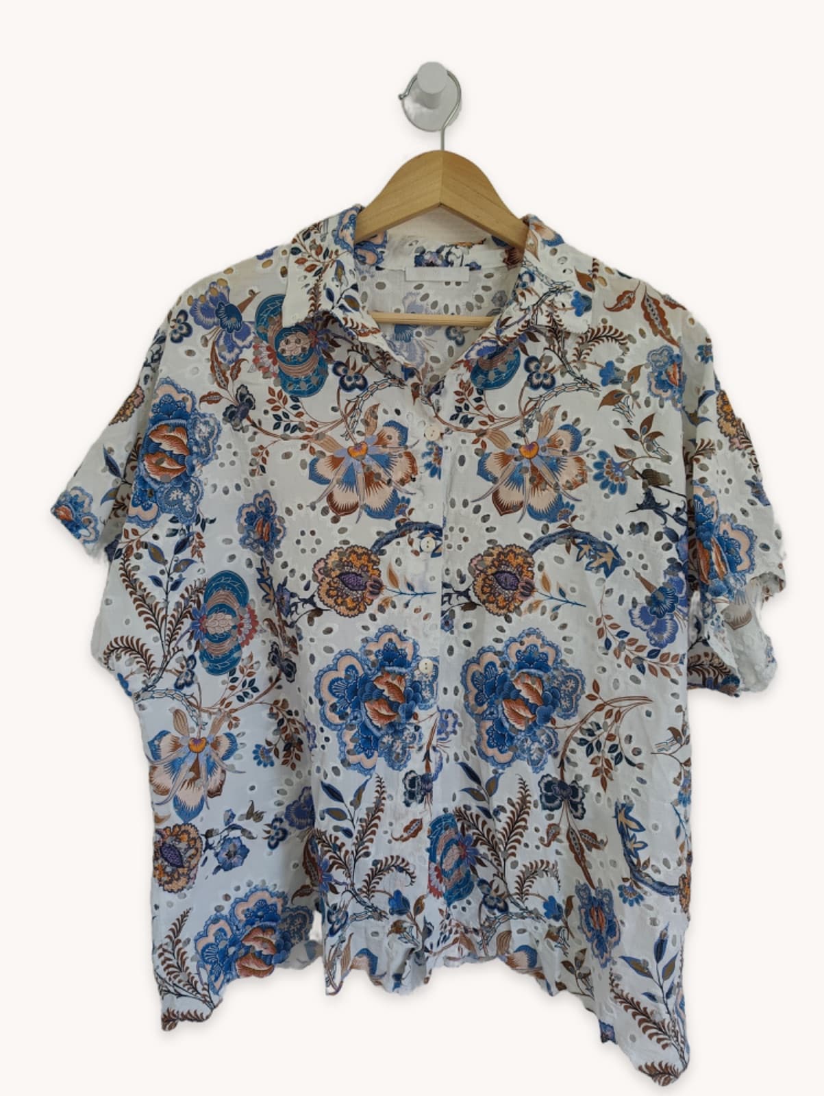 Chemise fleurie en broderie anglaise bleu et écru – Taille L — photo 1
