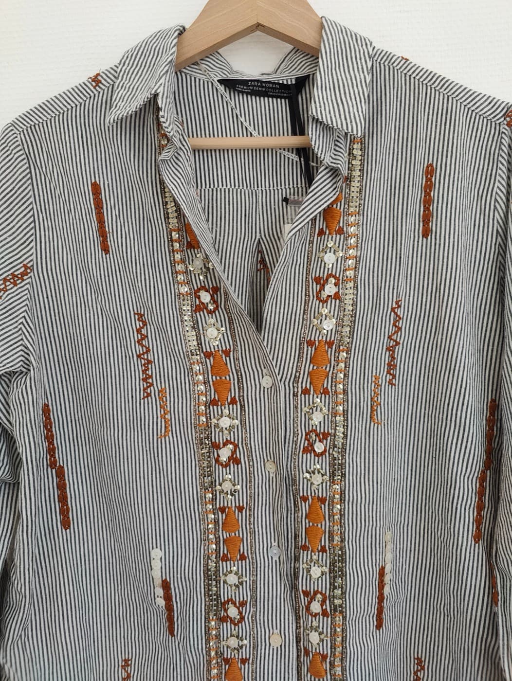 Chemise rayée à perles et broderies Zara – Taille XS — photo 2