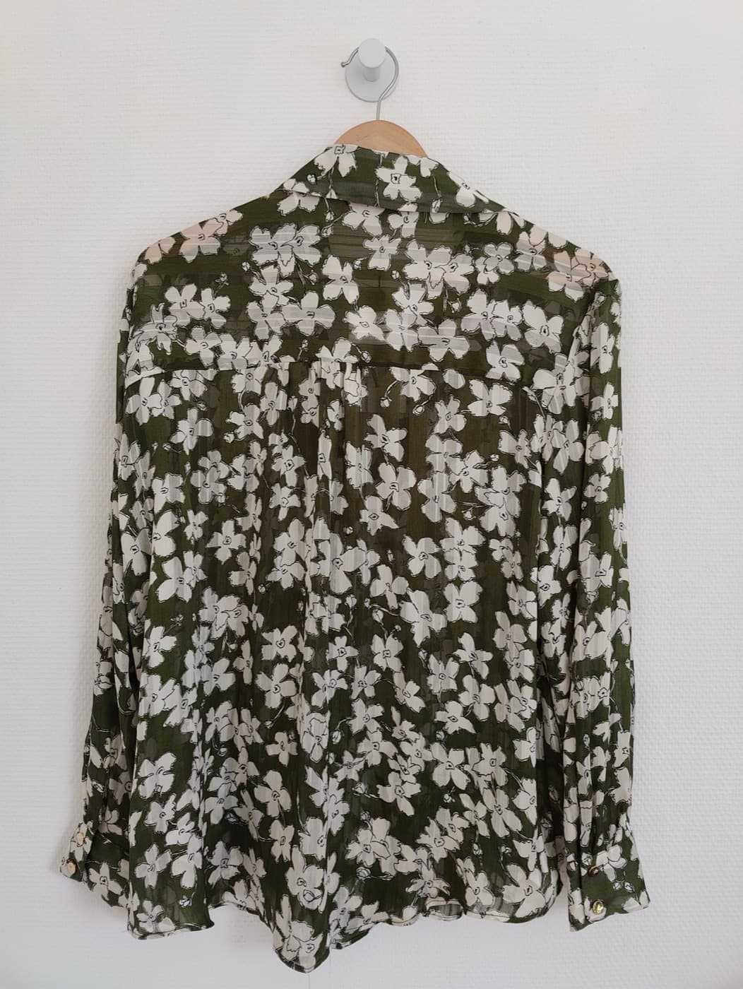 Chemise fleurie olive Zara – Taille L — photo 4