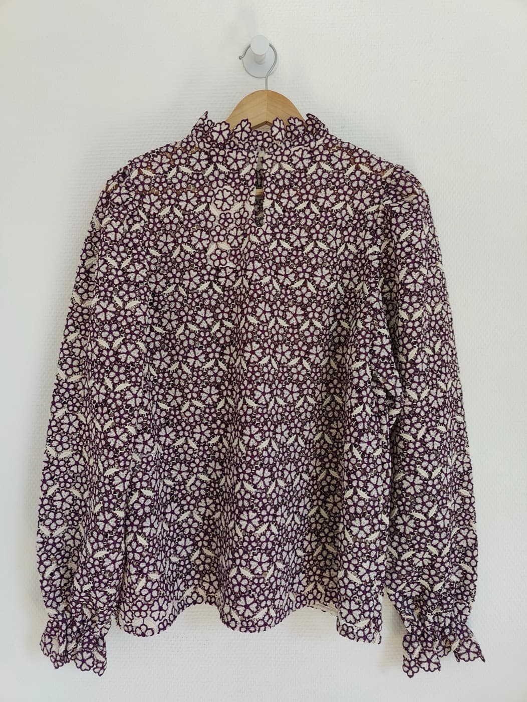 Blouse en dentelle guipure florale Sézane – Taille 42 — photo 4