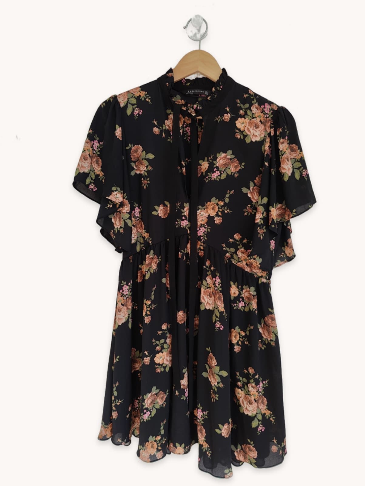 Robe fleurie noire en mousseline Zara – Taille M — photo 1