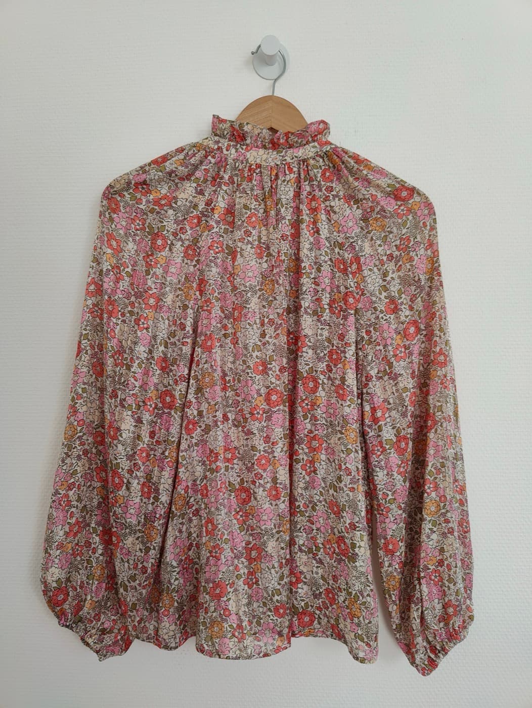 Blouse H&M à imprimé liberty floral – Taille S — photo 4