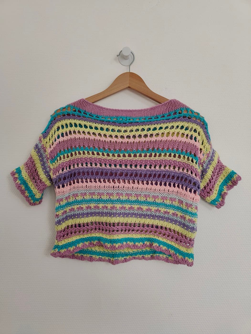 Top Benetton en maille ajourée pastel – Taille L — photo 4