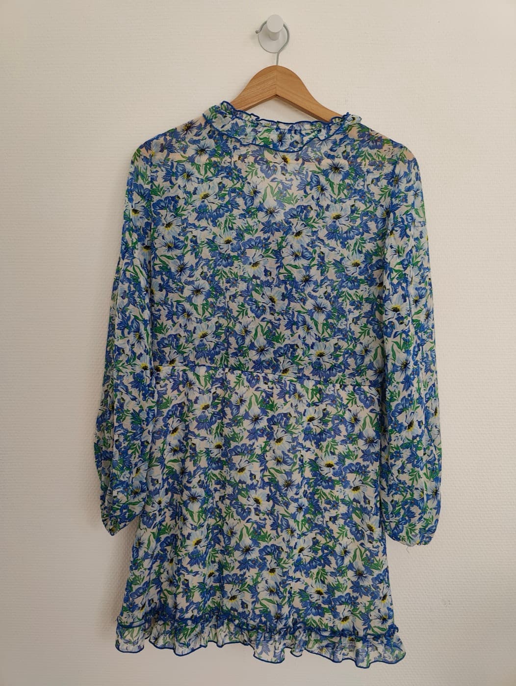 Robe Stradivarius à imprimé floral – Taille S — photo 4