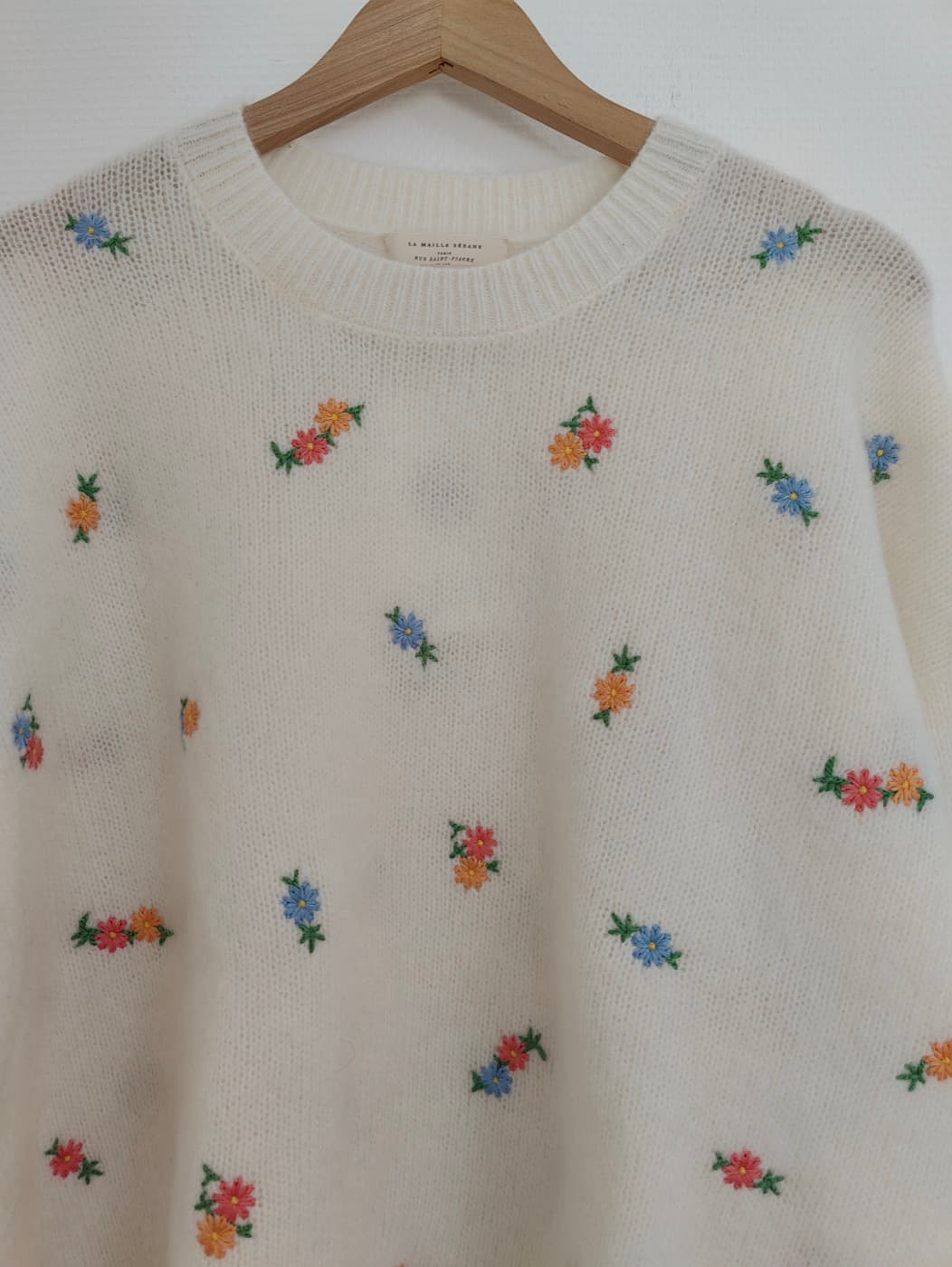 Pull Sézane en mohair à fleurs brodées – Taille XXL — photo 2