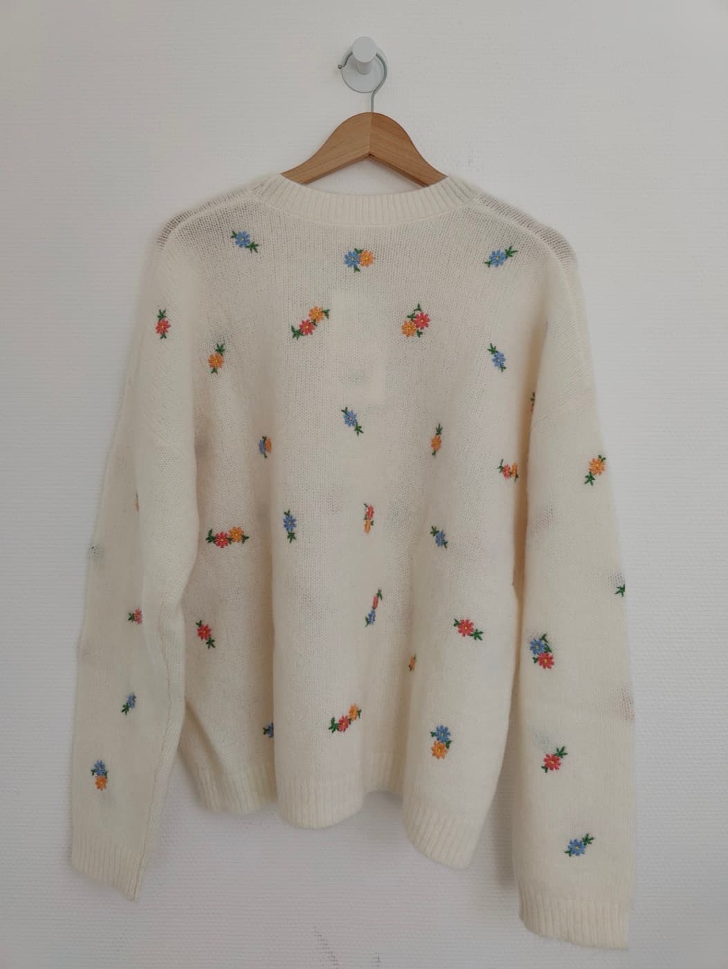 Pull Sézane en mohair à fleurs brodées – Taille XXL — photo 4