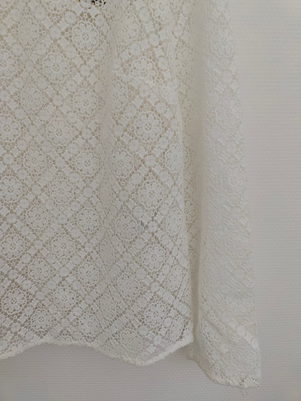Blouse Sézane en dentelle florale ajourée – Taille 44 — photo 3