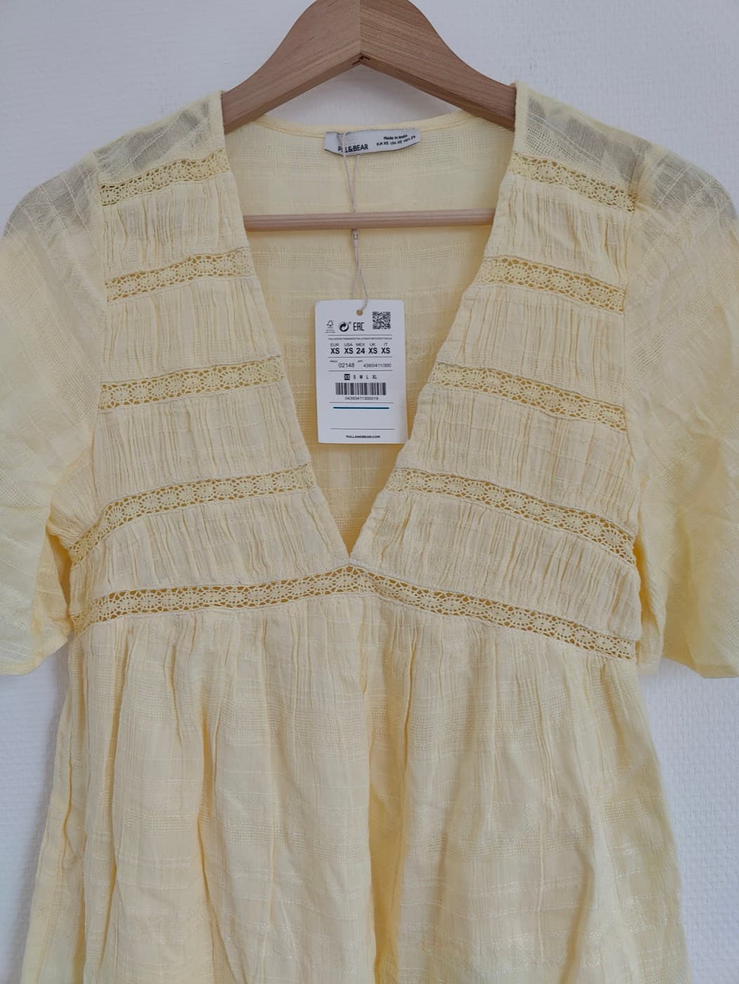 Robe Pull & Bear jaune pâle – Taille XS — photo 2