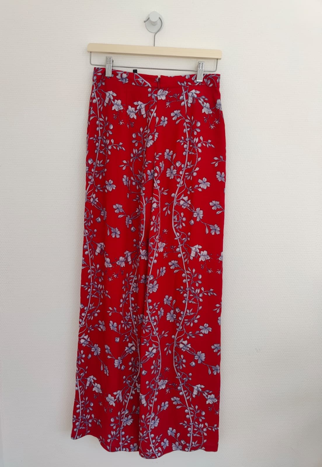 Pantalon BCBG Max Azria fleuri – Taille XS — photo 4