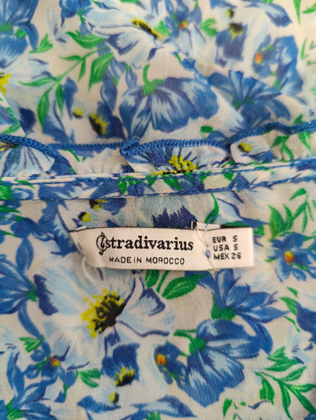 Robe Stradivarius à imprimé floral – Taille S — photo 5