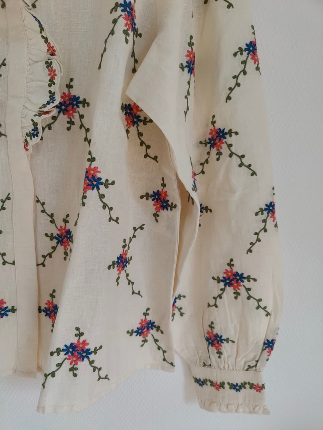 Chemise Sézane en lin écru brodée – Taille 42 — photo 3
